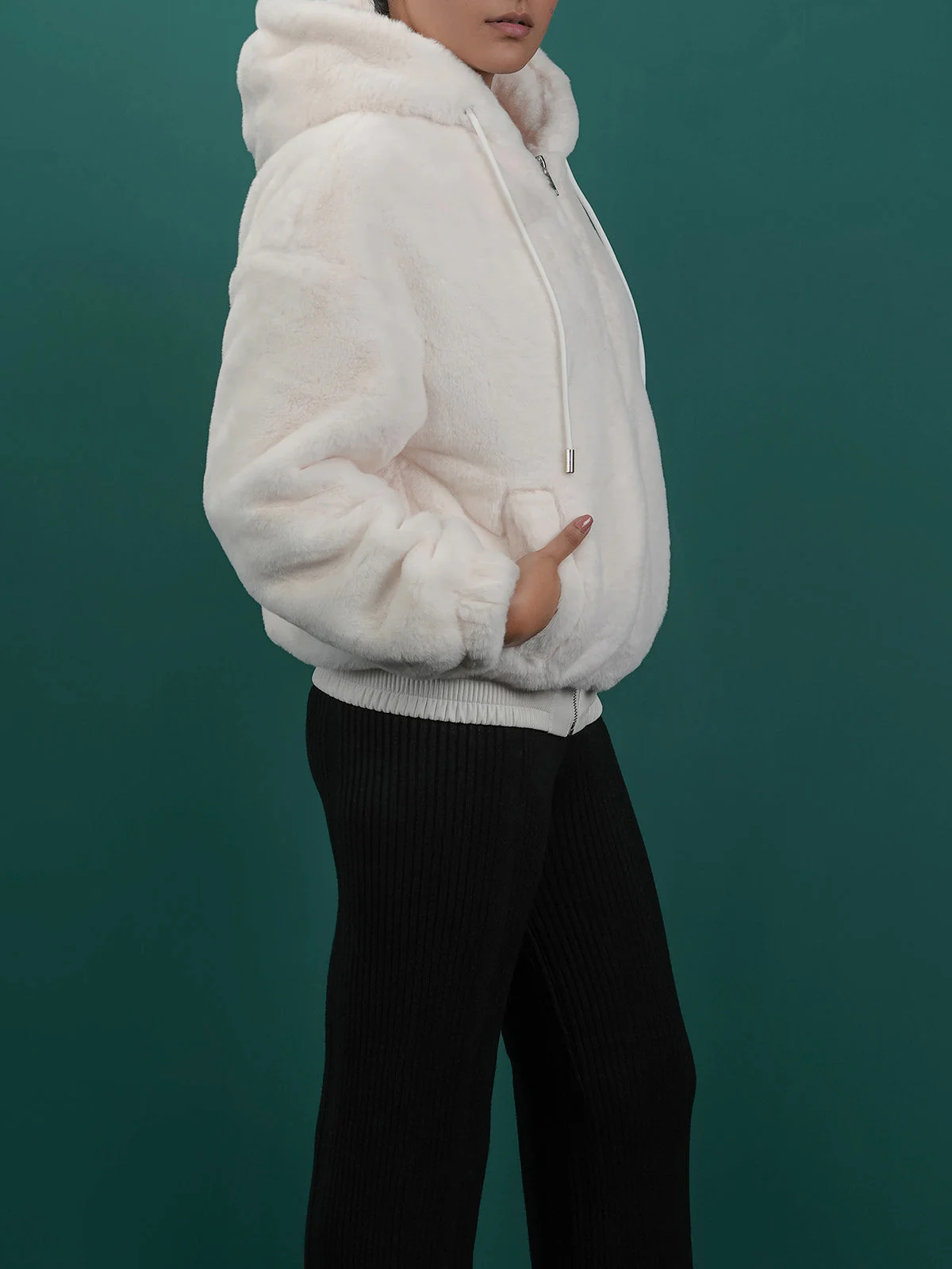 "ARTURO" Cozy Basic Regular Fit Hoodies - Image 3