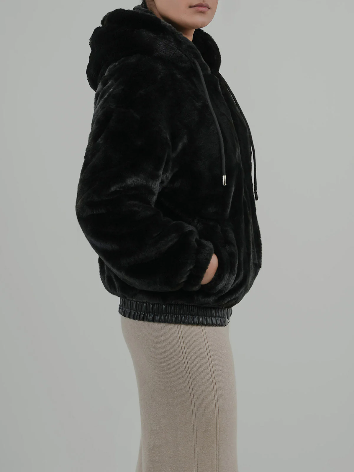 "ARTURO" Cozy Basic Regular Fit Hoodies - Image 3
