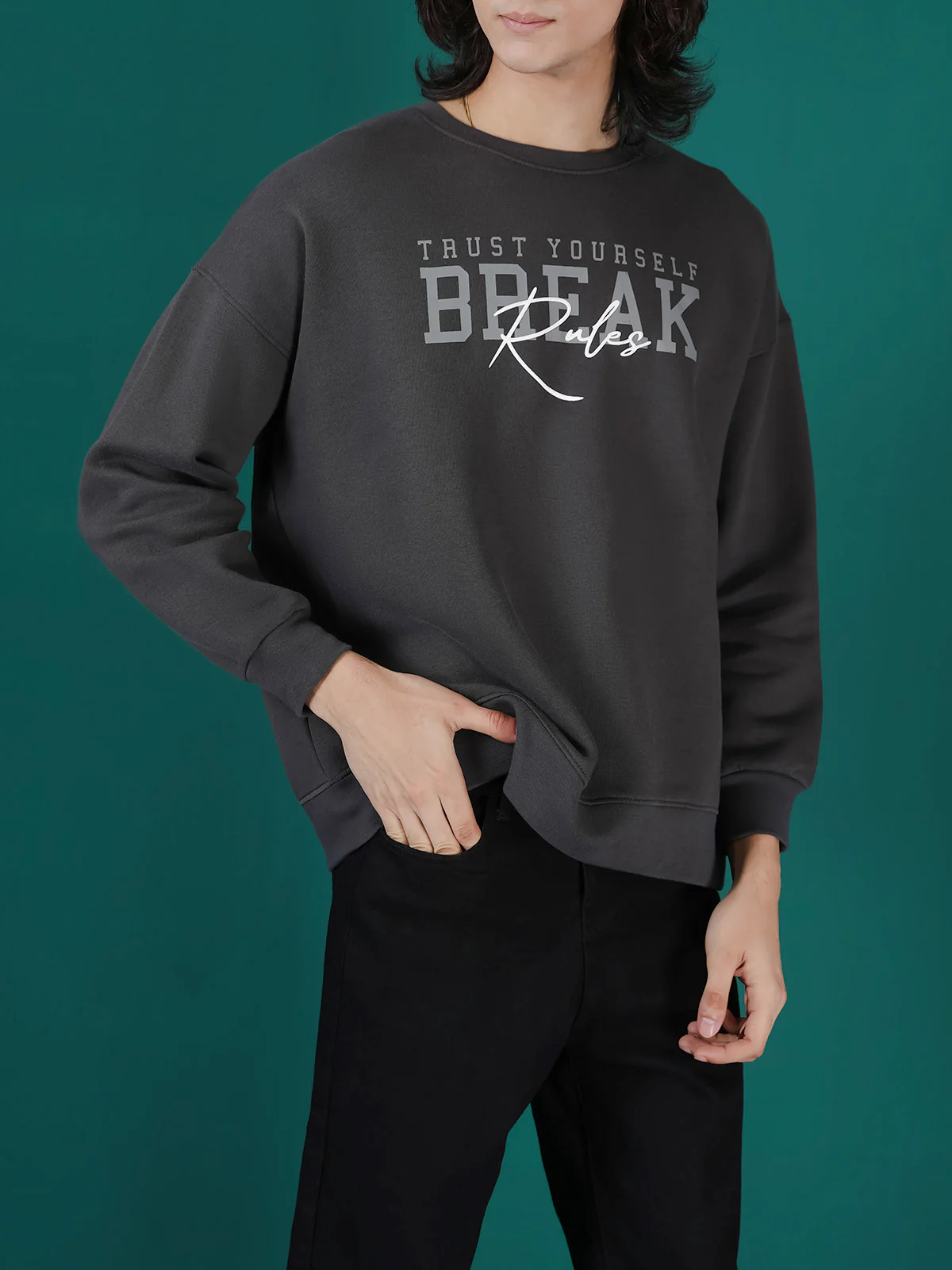 "BONNIE" Casual Graphic Fleece Sweatshirt - Image 3