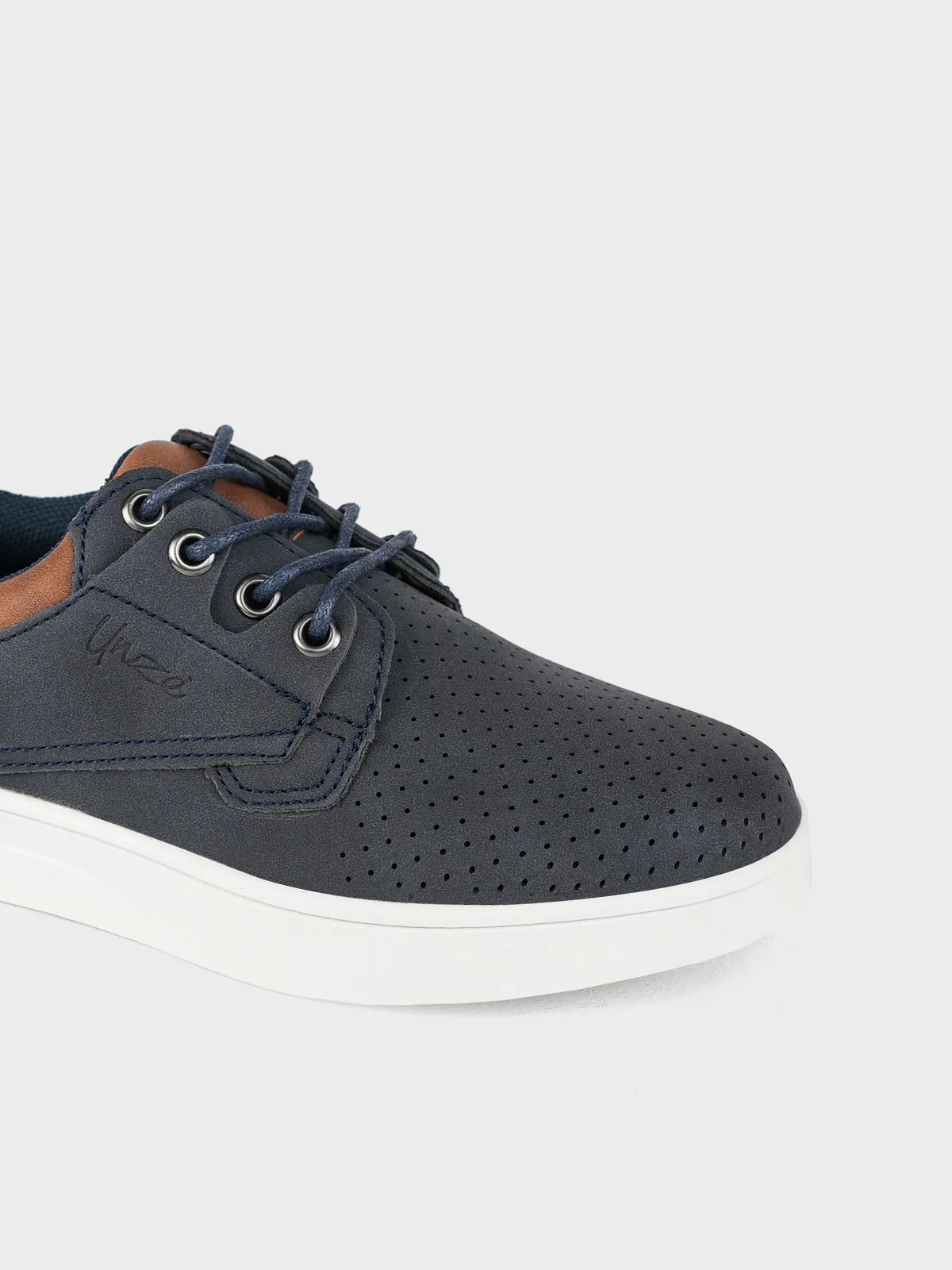 Boys "CORA" Comfy Casual Trainers - Image 4