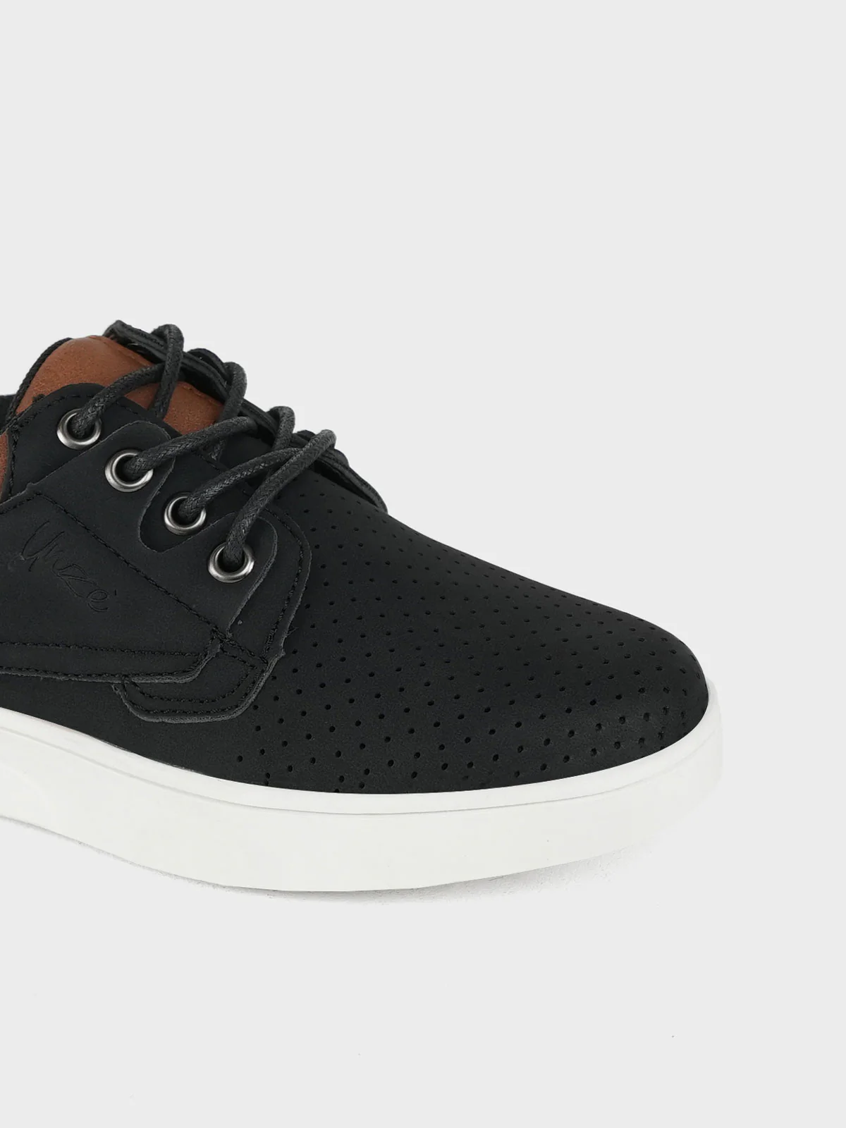 Boys "CORA" Comfy Casual Trainers - Image 3