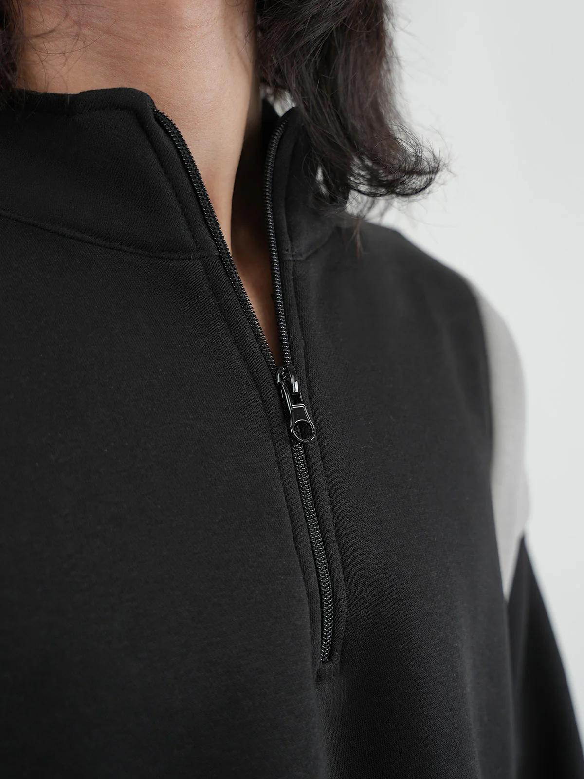 "CHYNA" Warm Unisex Fleece Track Suit - Image 4