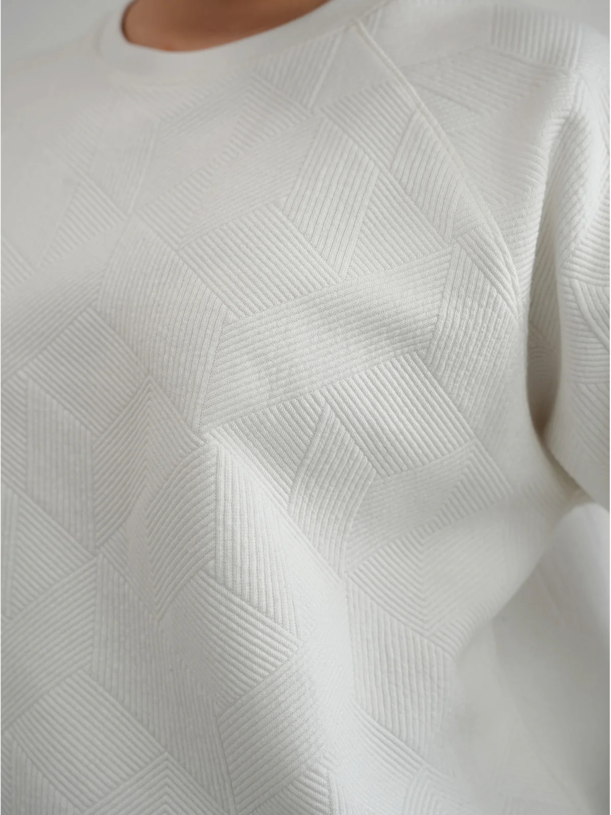 "DEMETER" Basics Textured Fleece Sweatshirt - Image 5