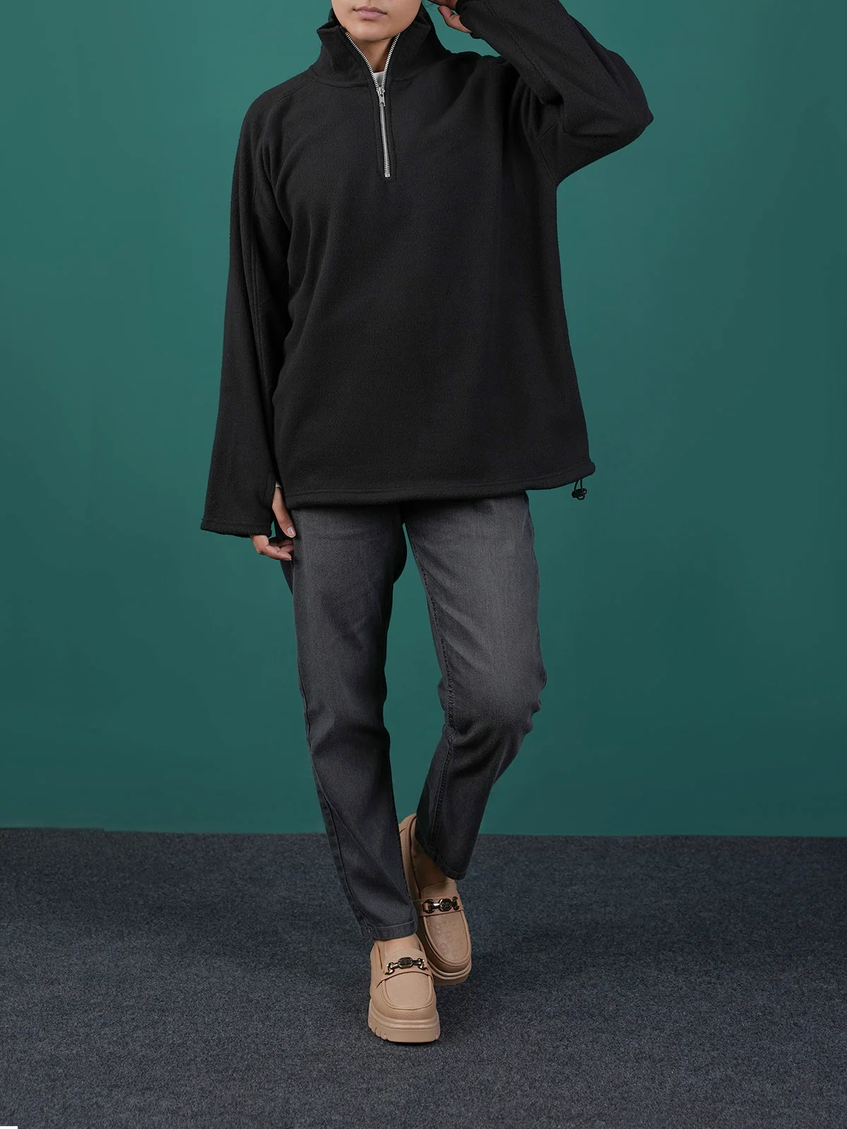 "EOWYN" Half Zipper Fleece Sweatshirt - Image 2