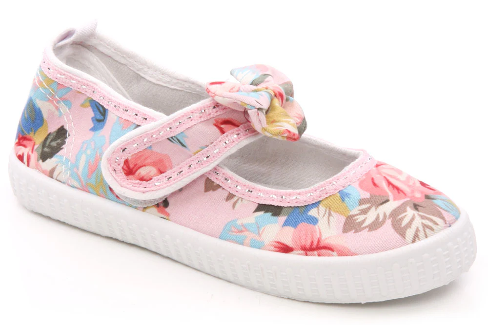 Girls Canvas Flat 'Benita' Shoes