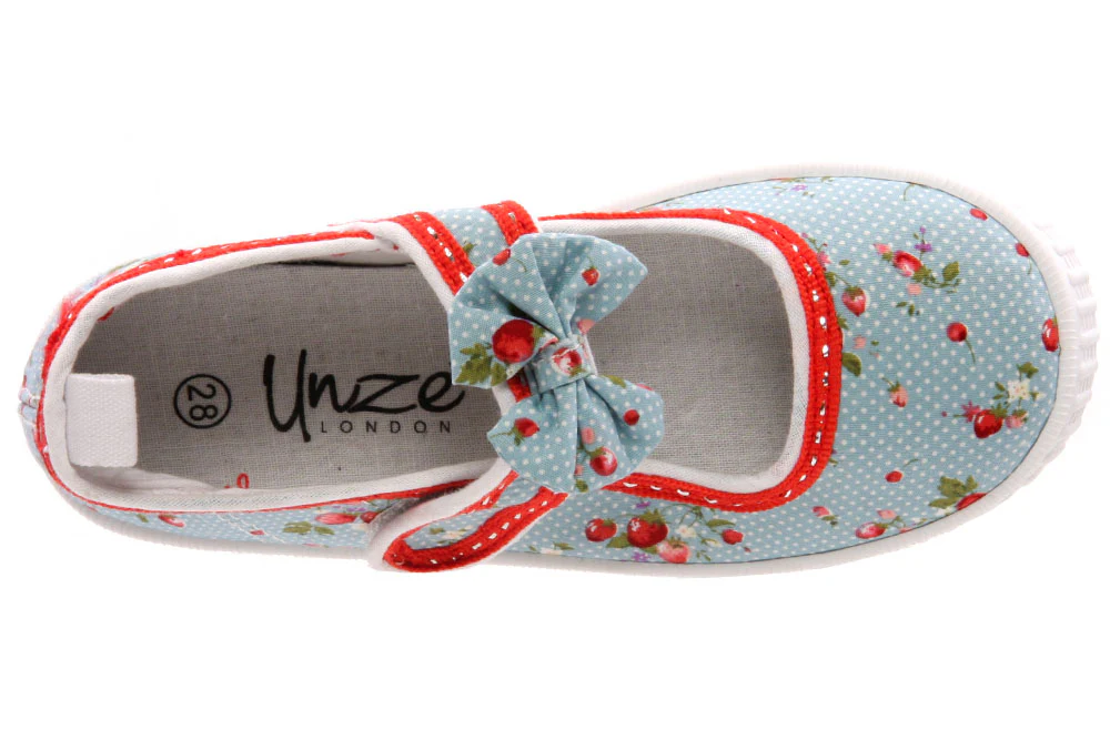 Girls Flat 'Ashlyn' Canvas Shoes - Image 4