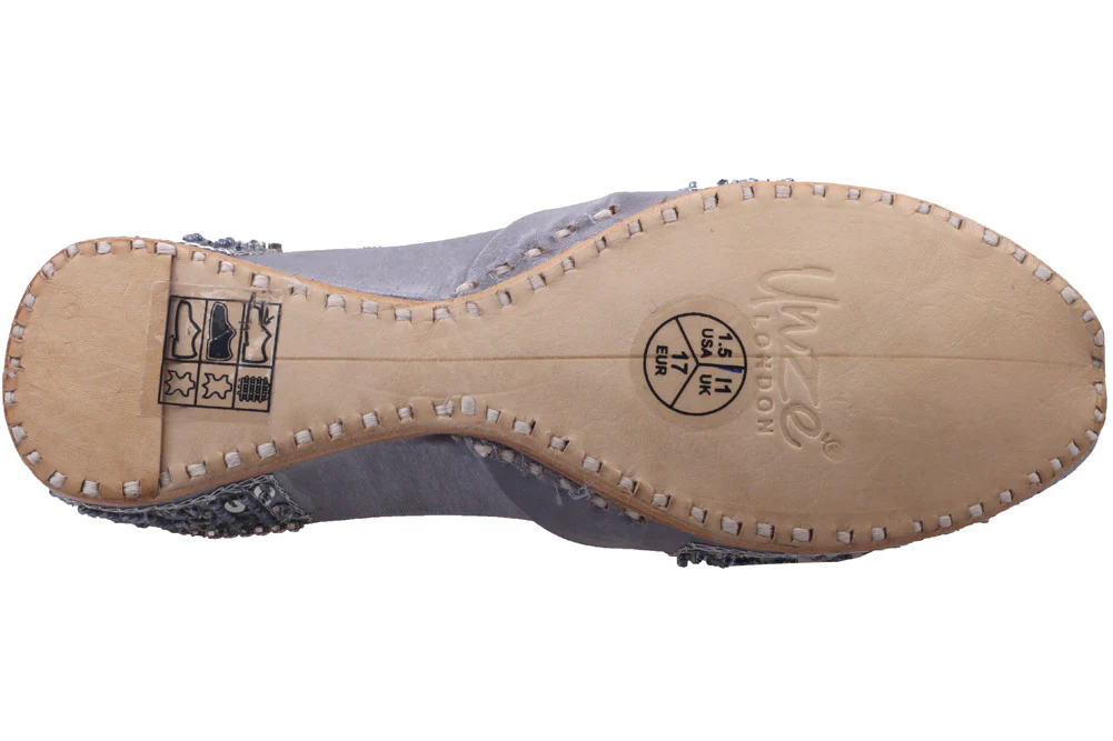 Girls ‘Jasmin’ Embellished Leather Indian Khussa Pump - Image 5