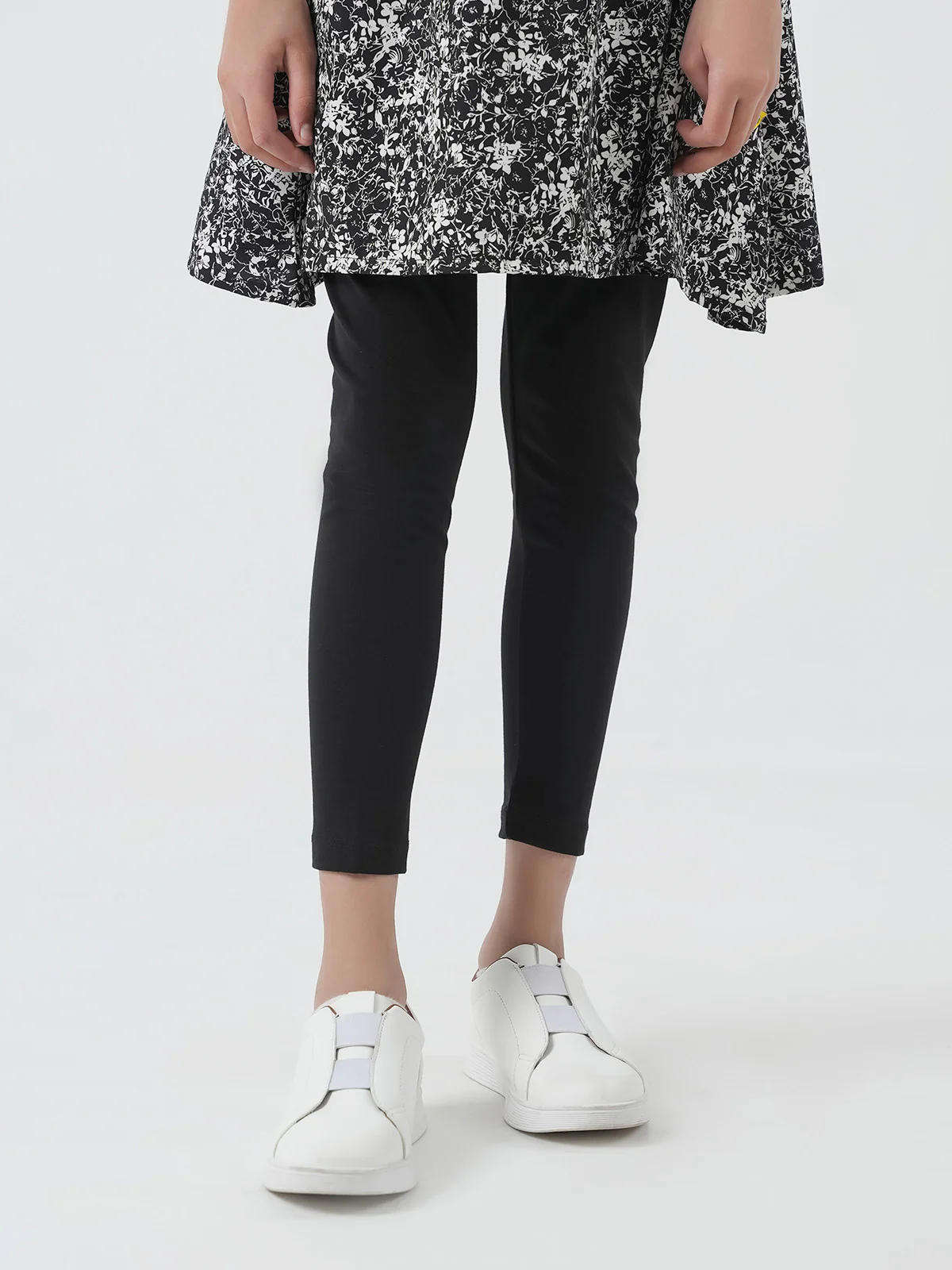 "HILAIRE" Comfort Regular Fit Jersey Tights