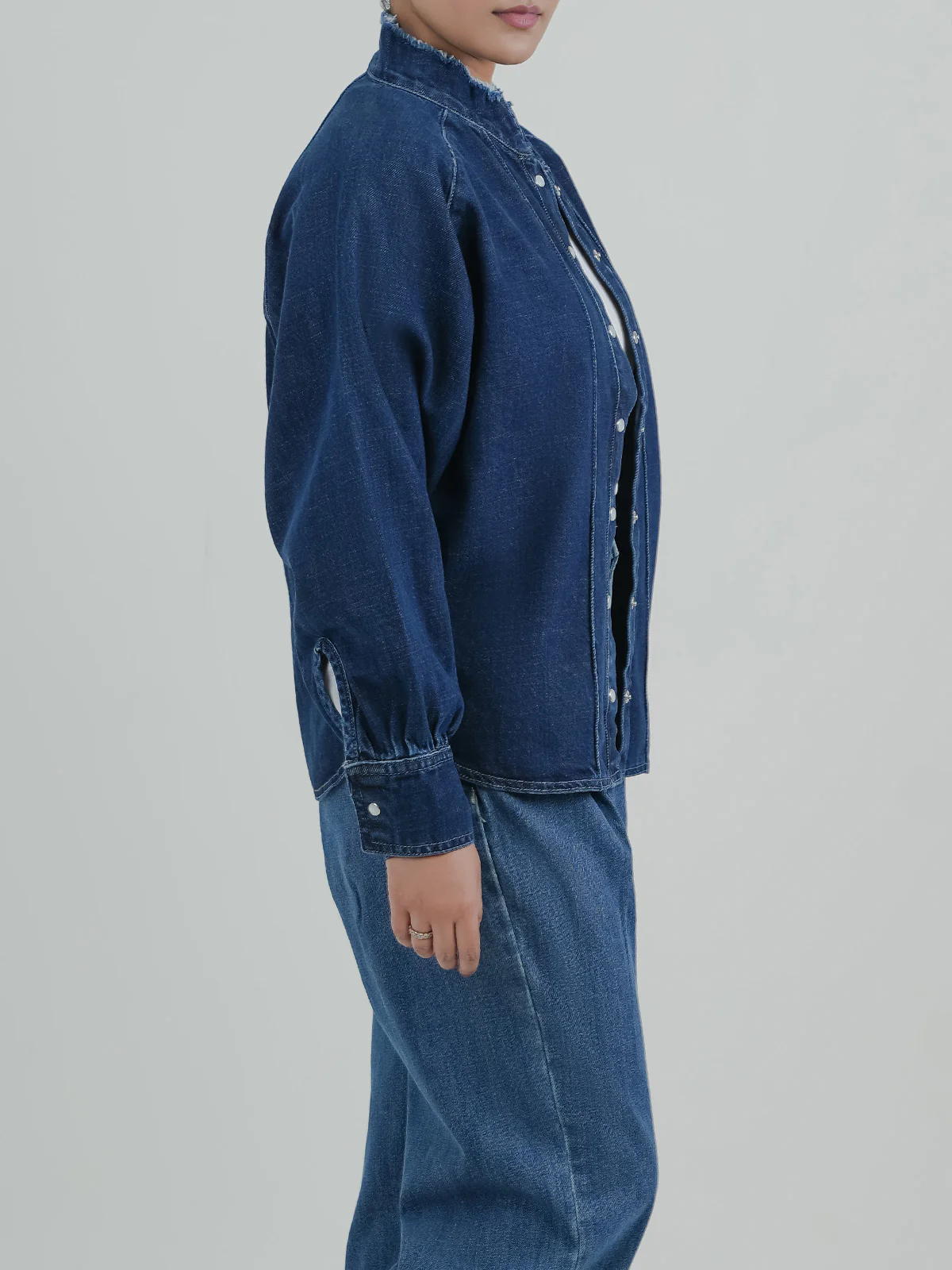 "KAINOA" Stylish Basic Denim Jacket - Image 3