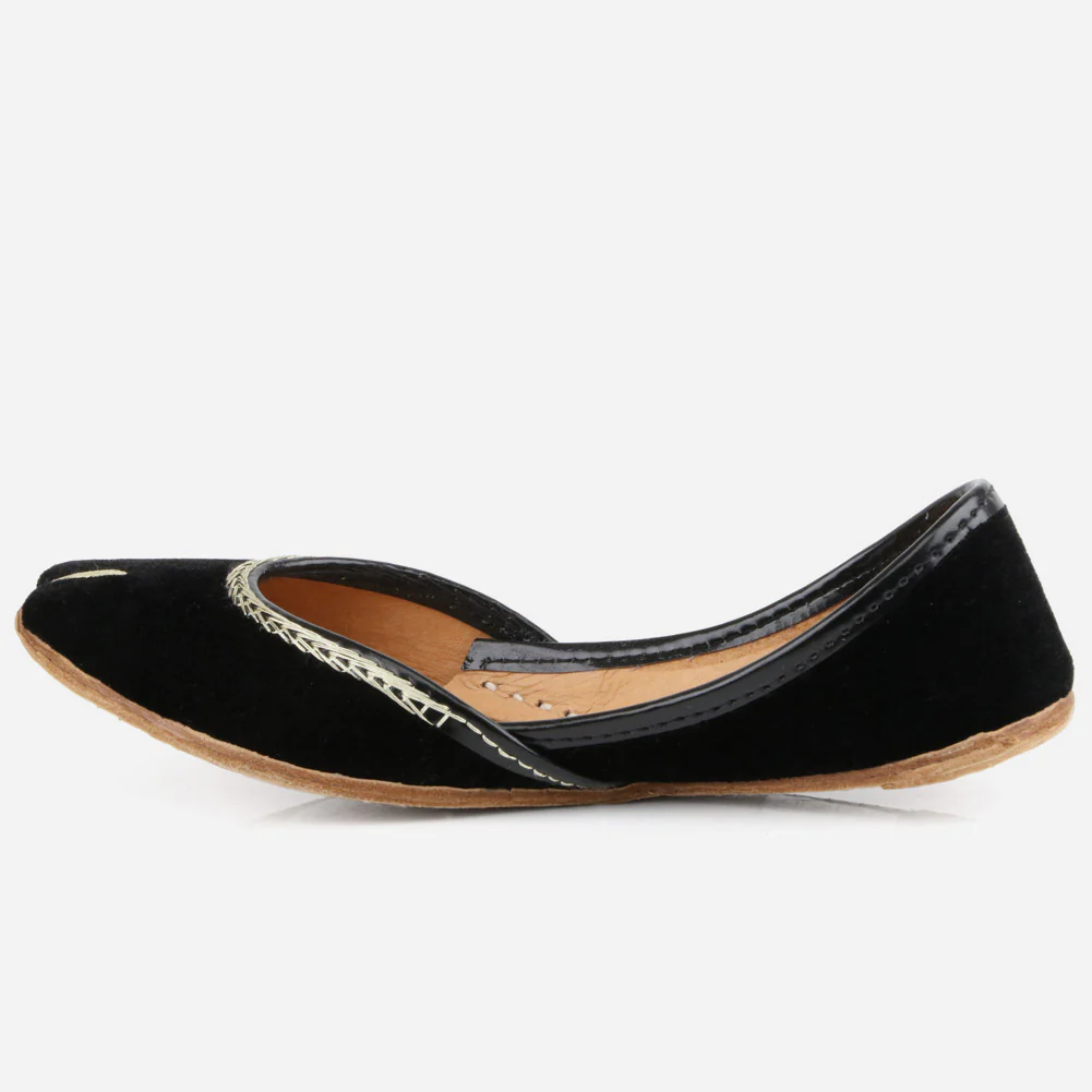 Kids Girls Velvet Detailing Traditional Indian Handmade Leather Khussa Jutti Mojari Children Pumps Shoes Size 11-5 UK Child - Image 3