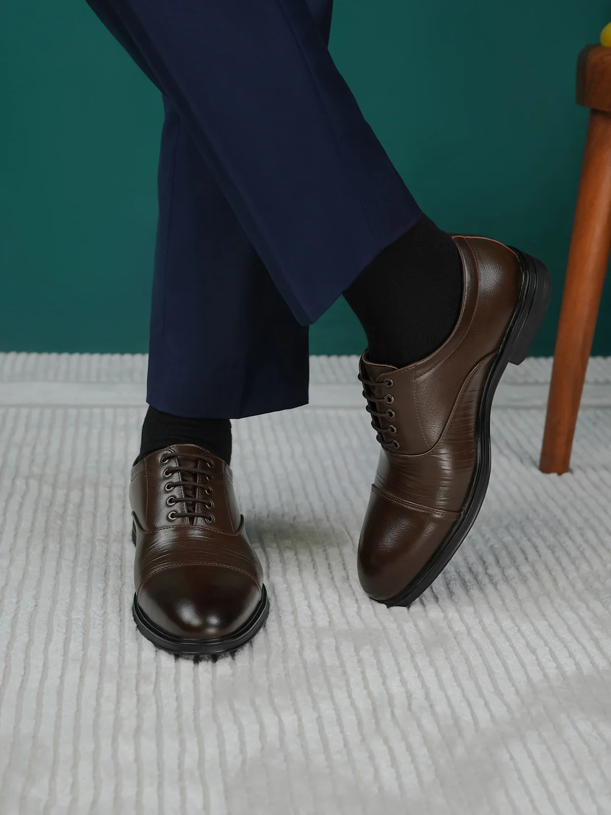 Men "AARNA" Elegant Leather Formal Shoes - Image 3