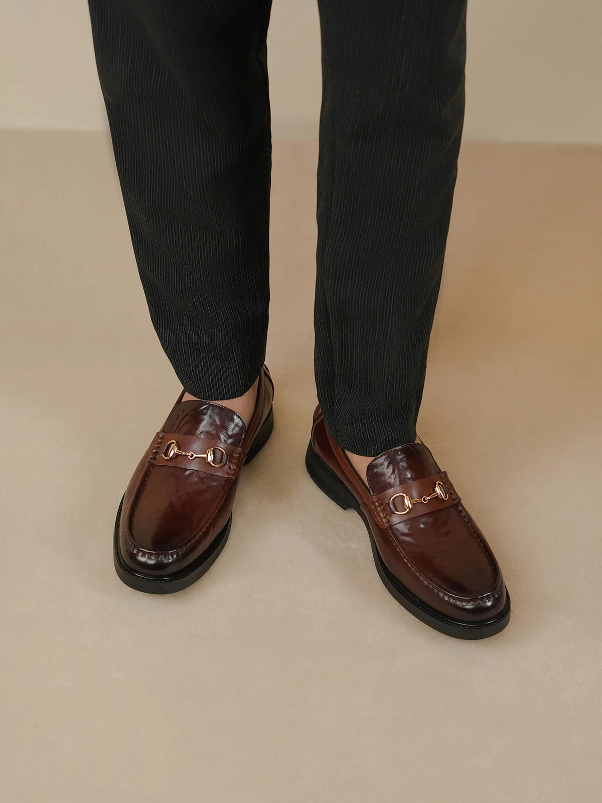 Men "ARSENI" Modern Slip On Leather Formals - Image 3