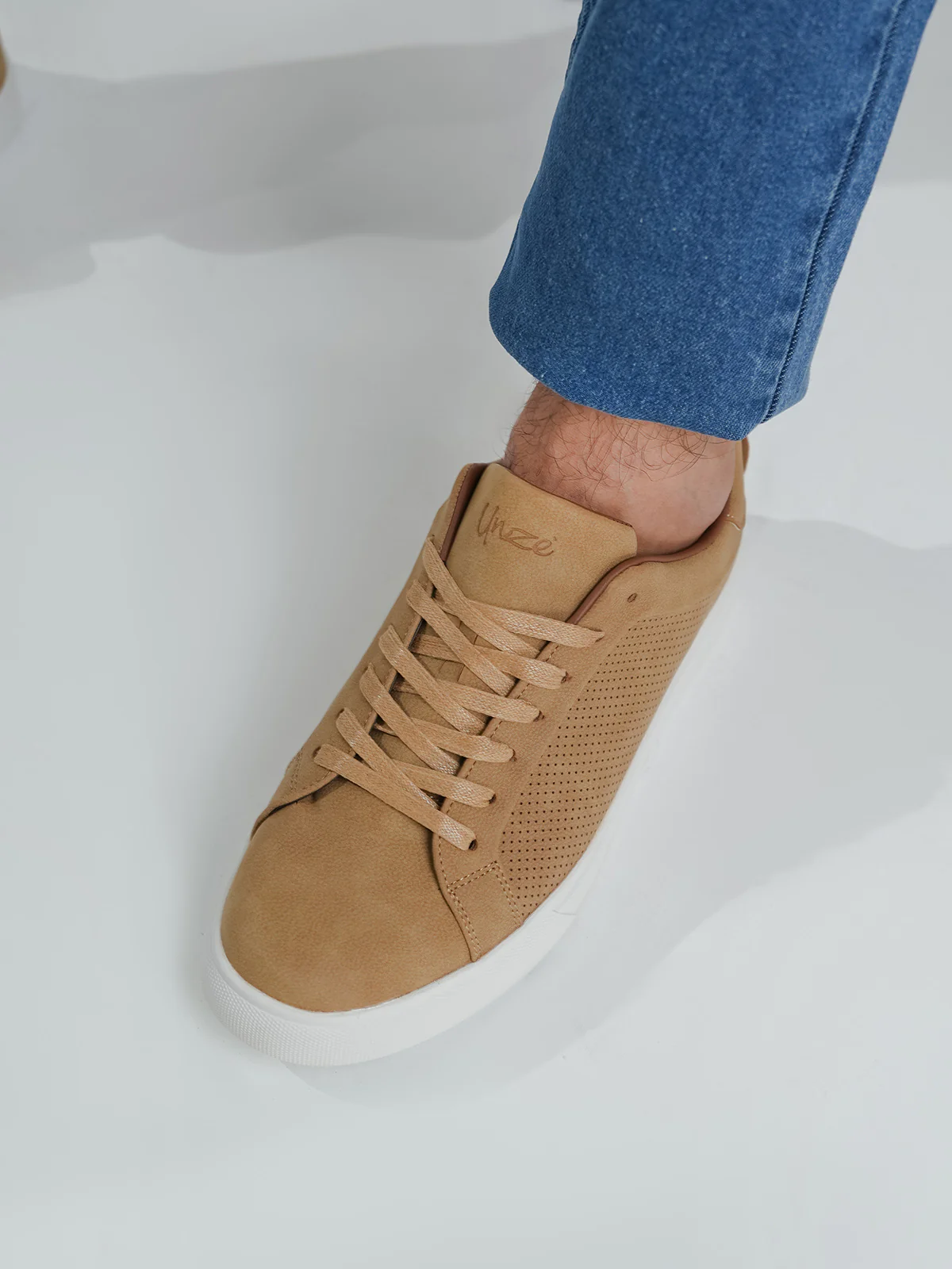 Men "DRIAN" Perfect Lace Up Trainers - Image 3