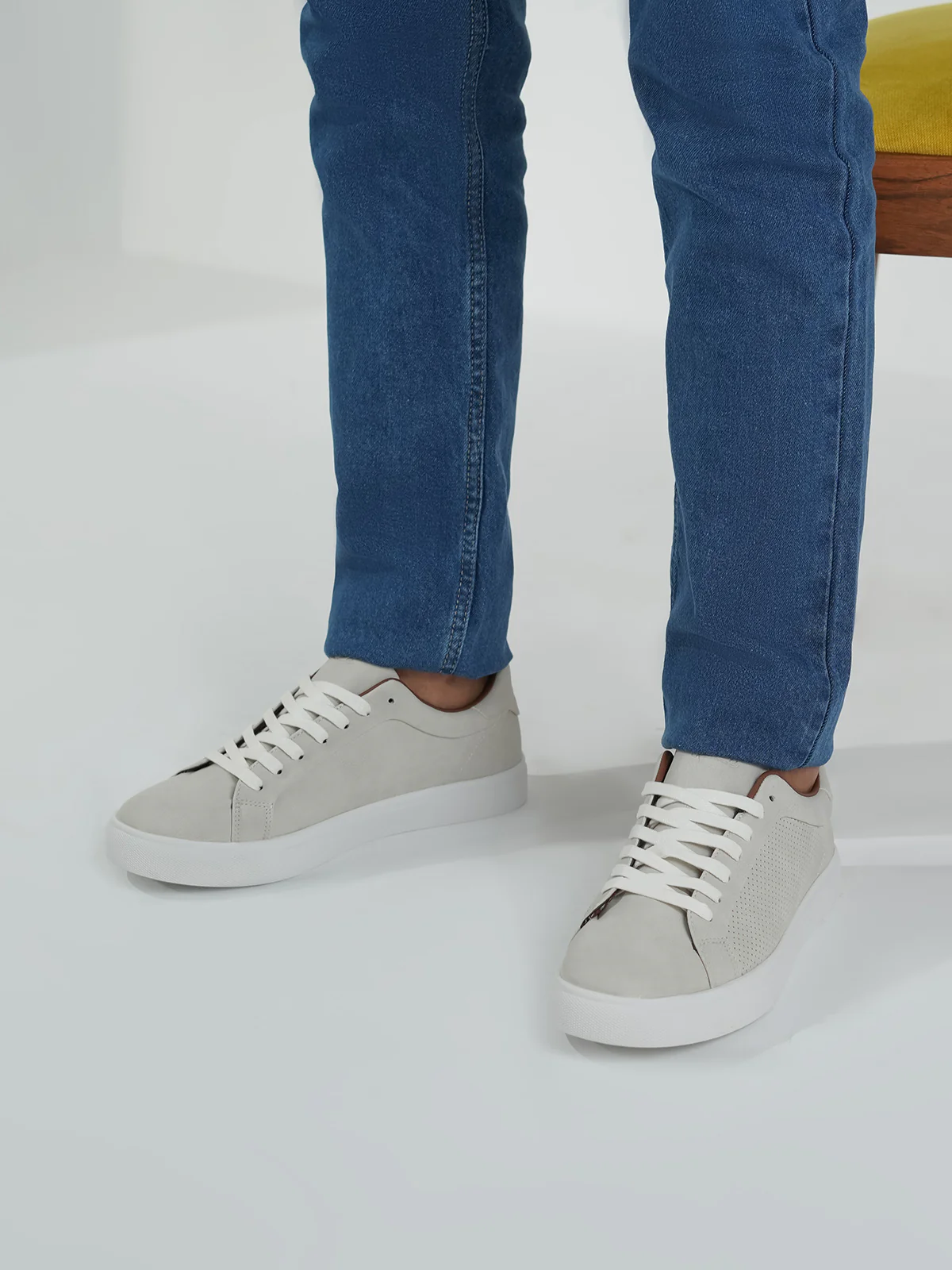 Men "DRIAN" Perfect Lace Up Trainers - Image 6