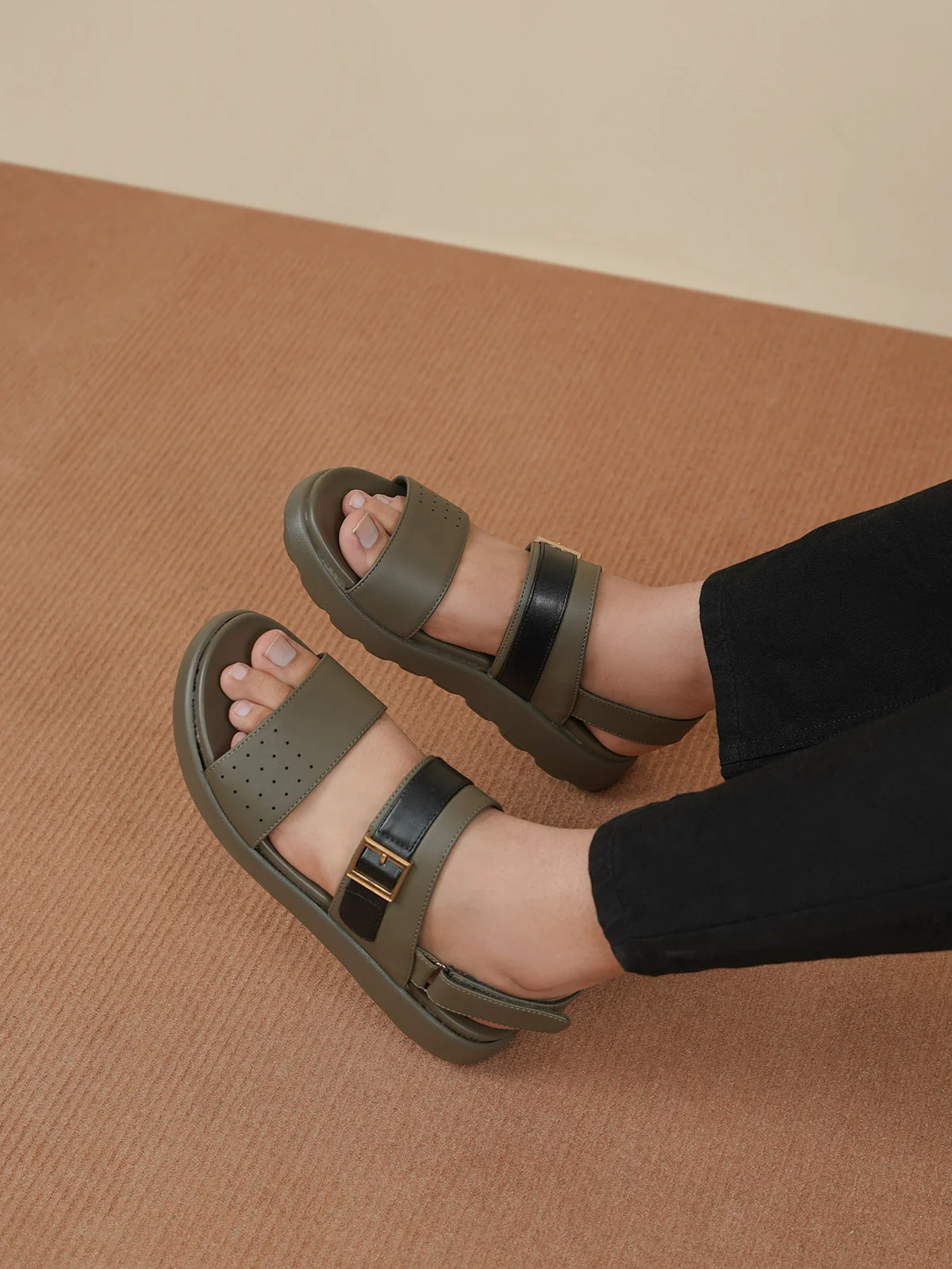 Men "EDYRA" Comfortable Sandals - Image 3