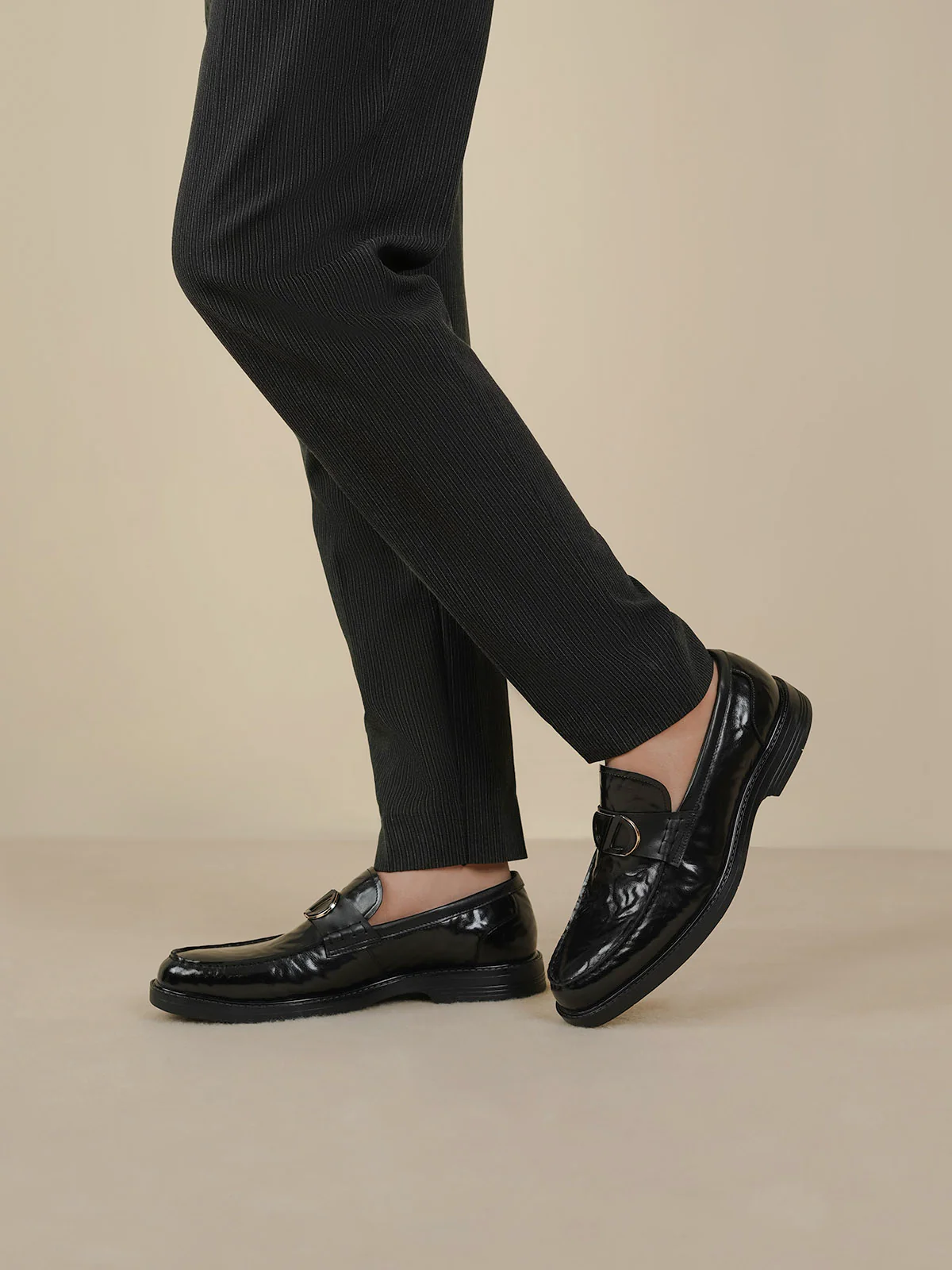 Men "EFRIM" Classic Slip On Leather Formals - Image 3