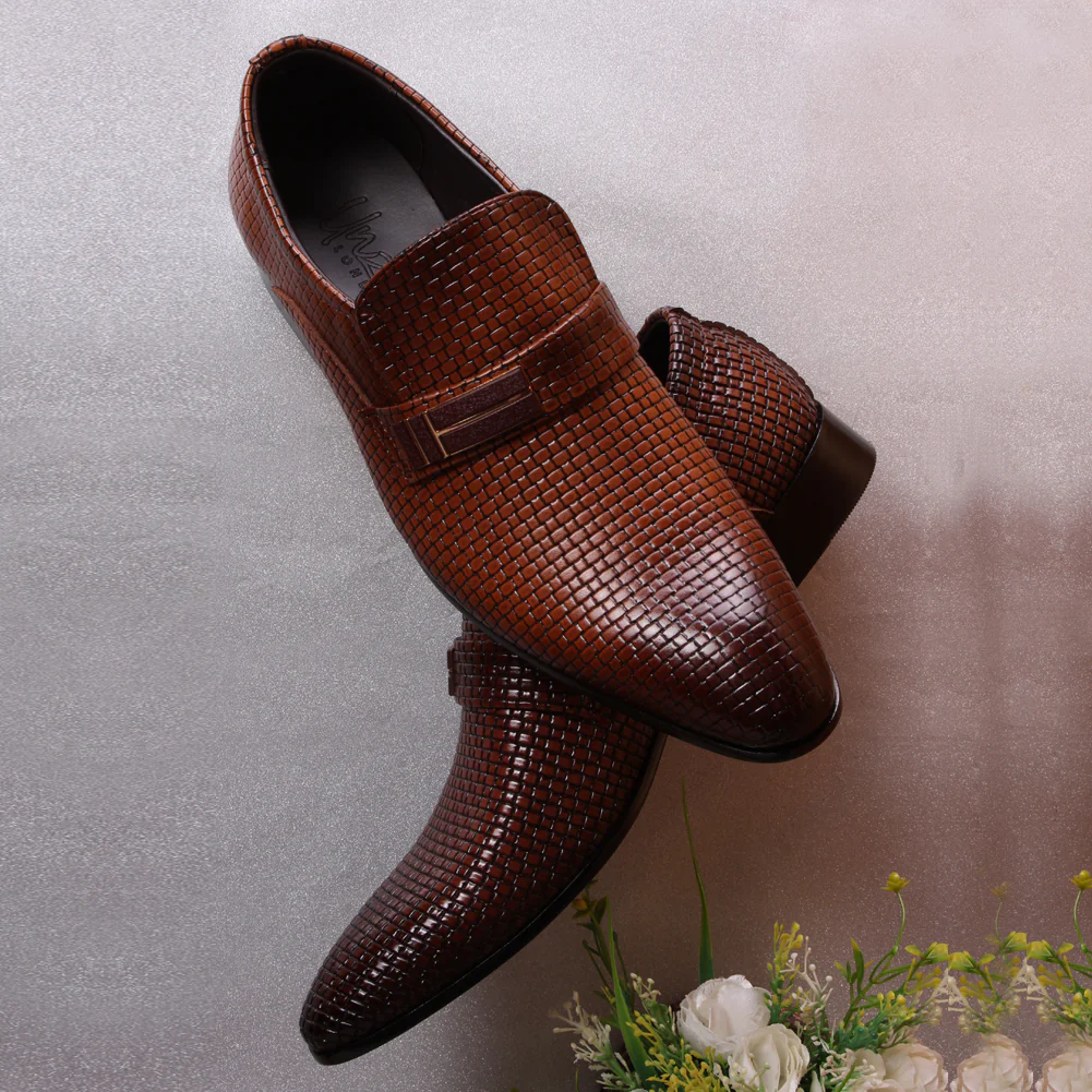 Men “Hurley” Pointy Toe Dual Shade Textured Buckle Loafer Shoes - Image 6