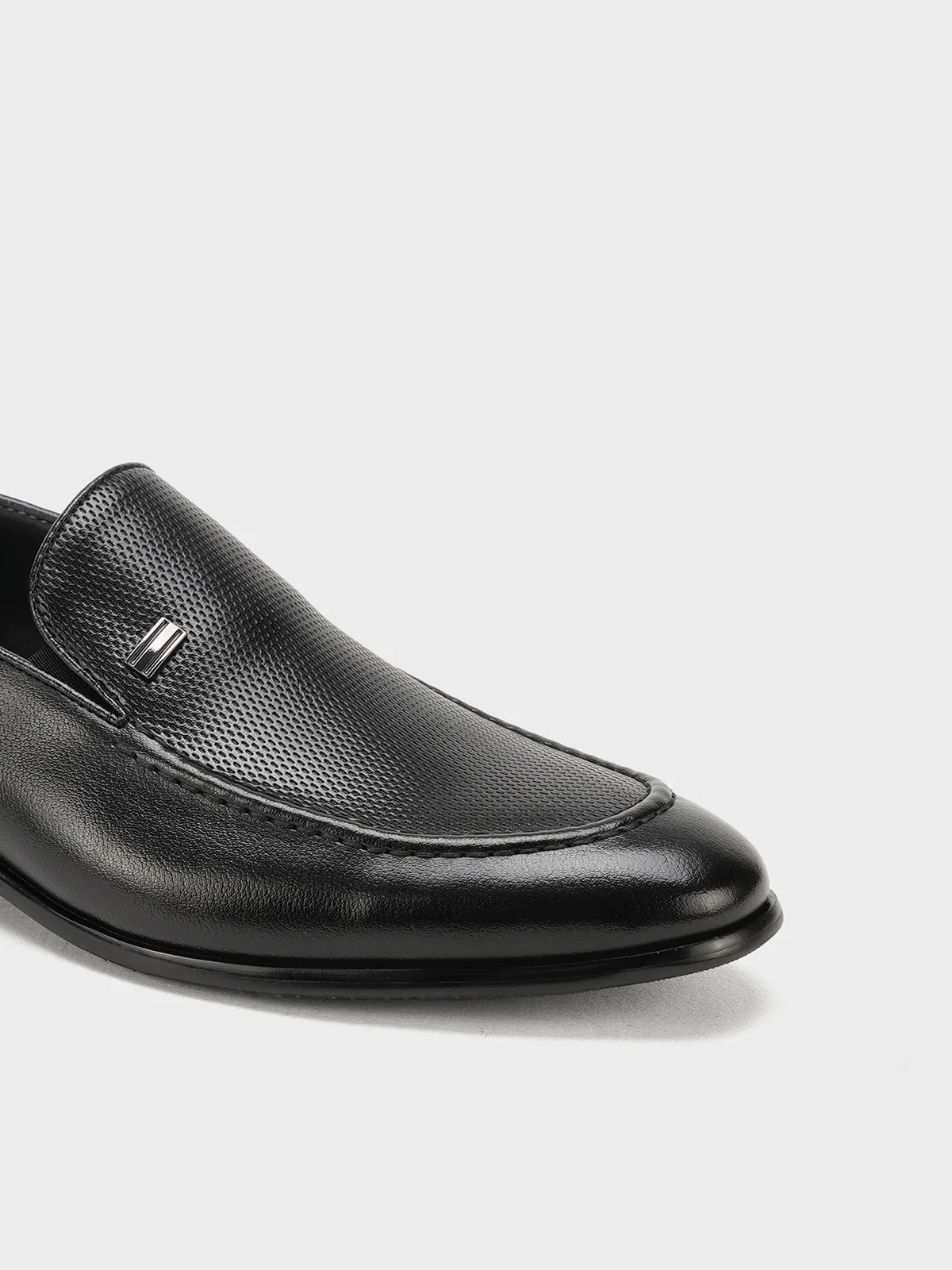 Men "MELORA" Textured Leather Formal Shoes - Image 7
