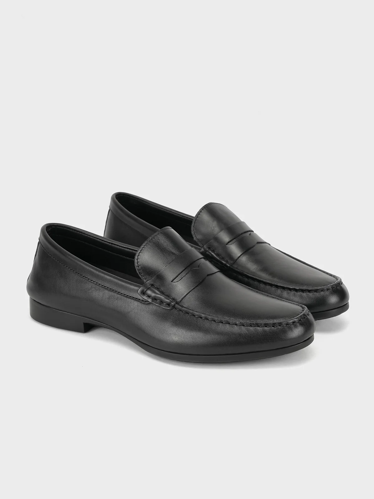 Men "NON" Woven Textured Slip On Casual Leather Moccasin Shoes - Image 4