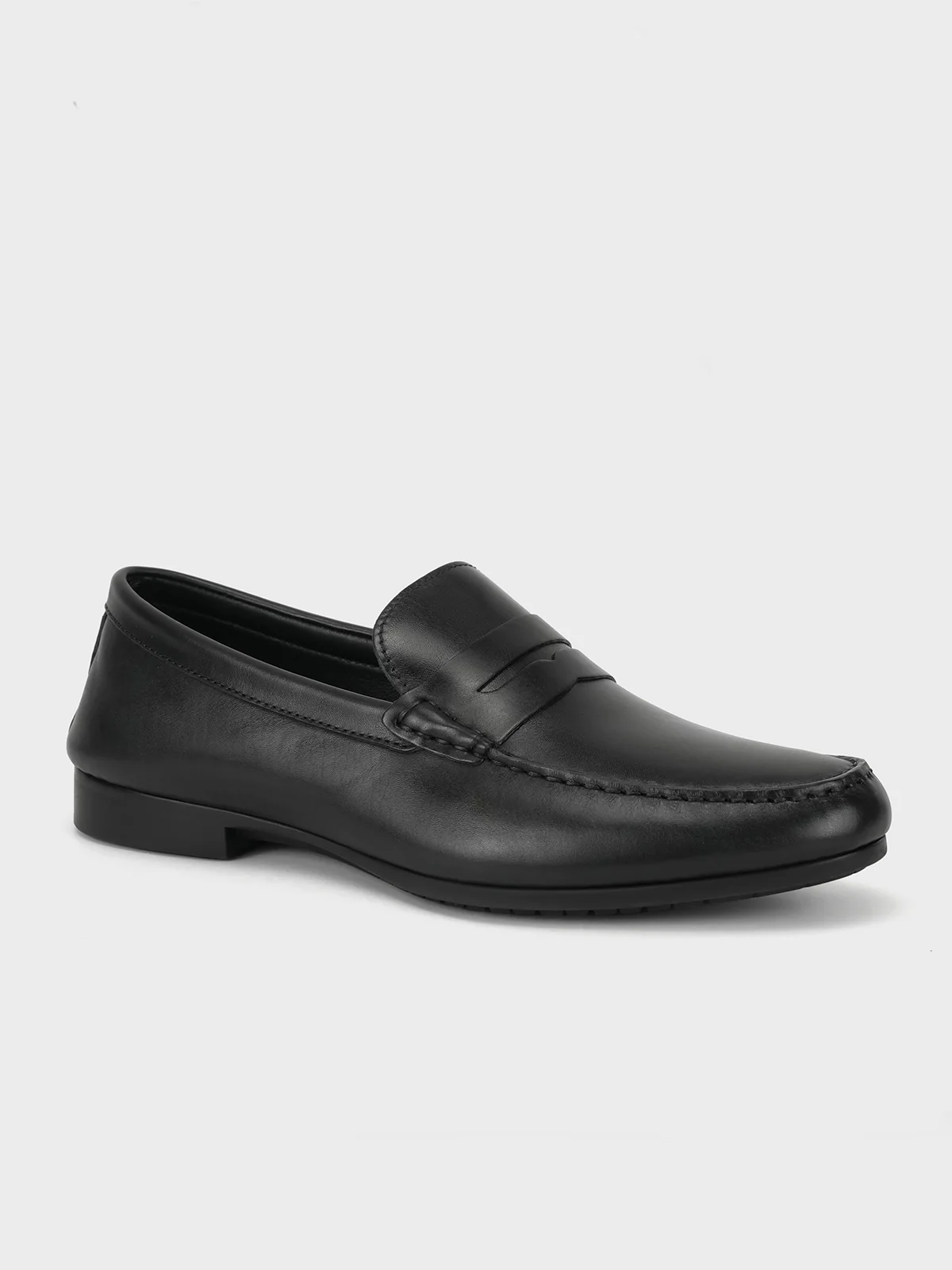 Men "NON" Woven Textured Slip On Casual Leather Moccasin Shoes - Image 2
