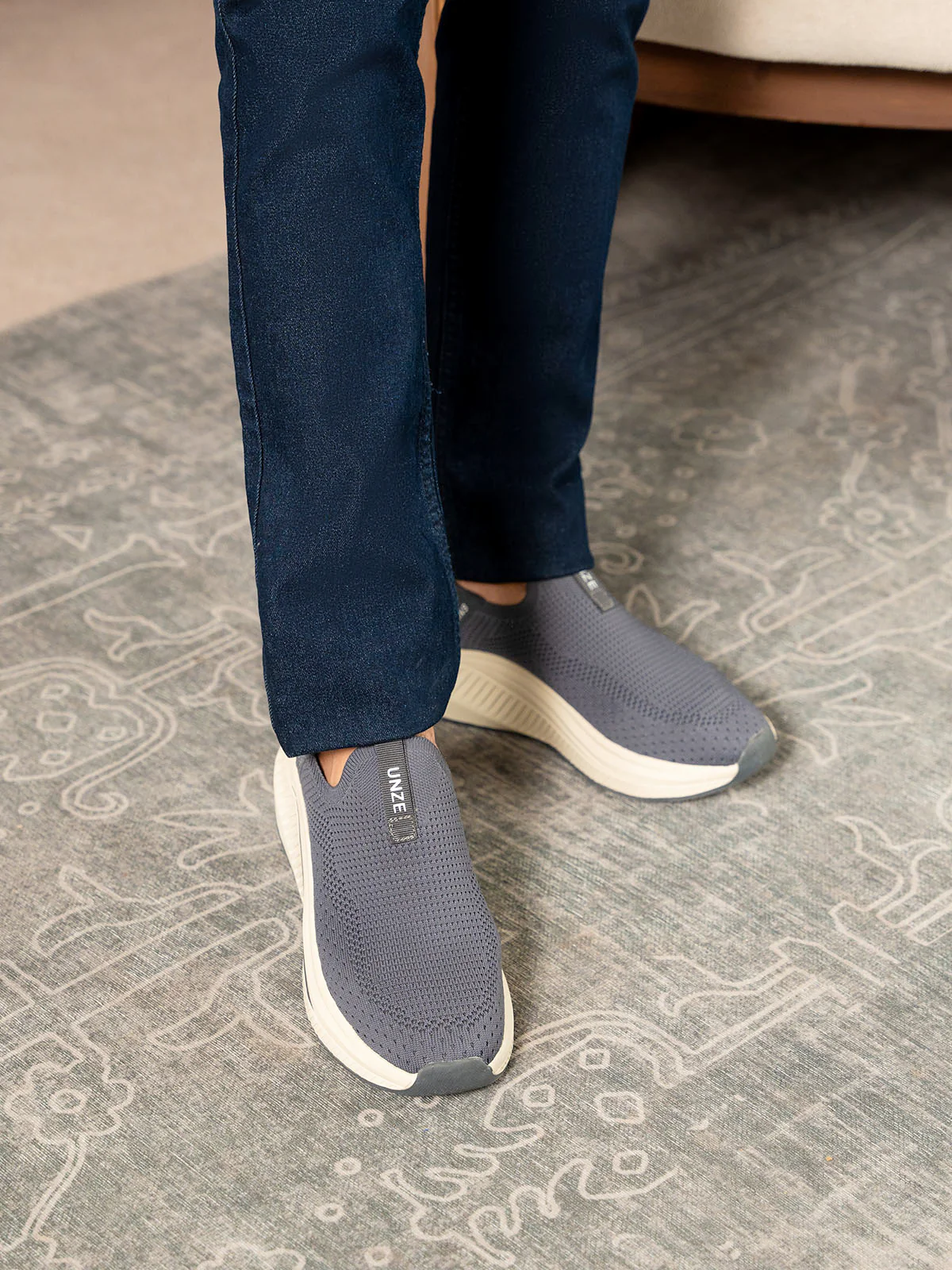Men "UZAIF" Breathable Fabric Trainers - Image 3