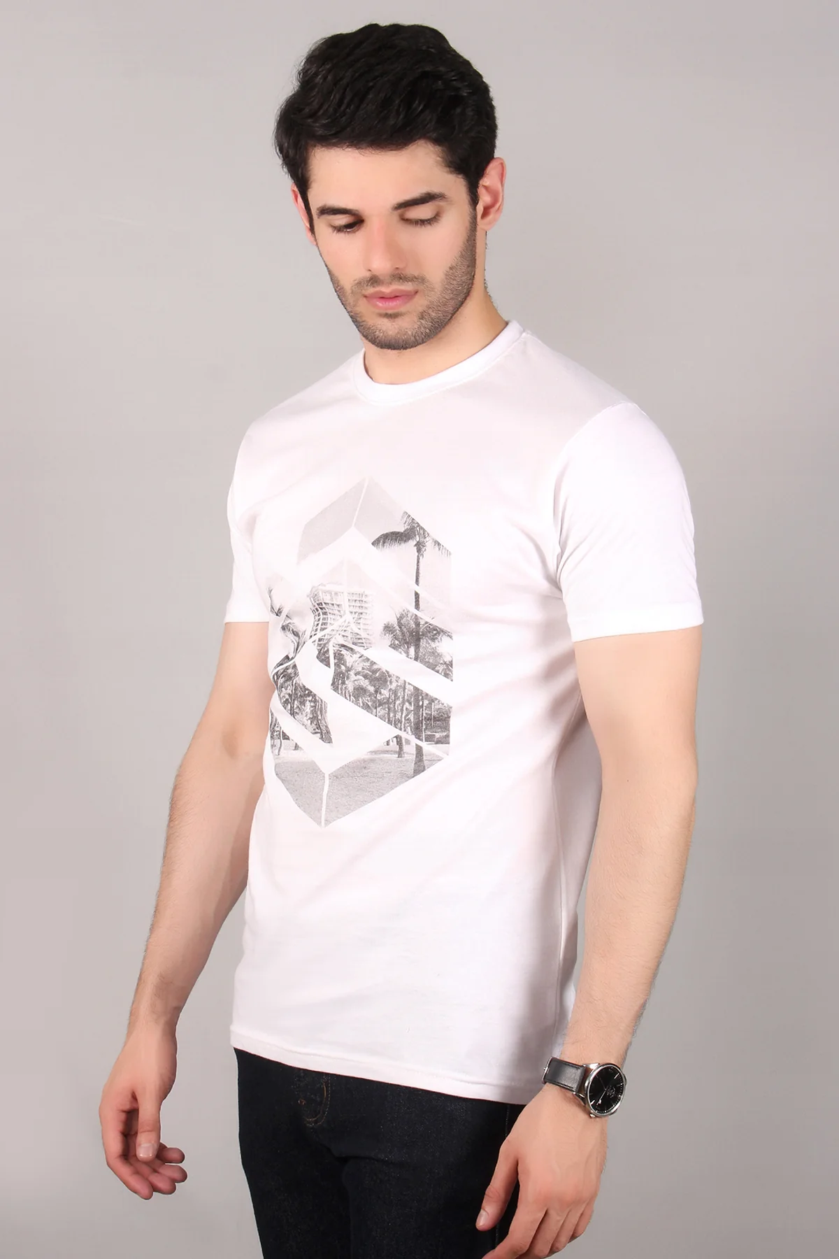Mens "ARMAN" Cotton Graphic Tees - Image 3