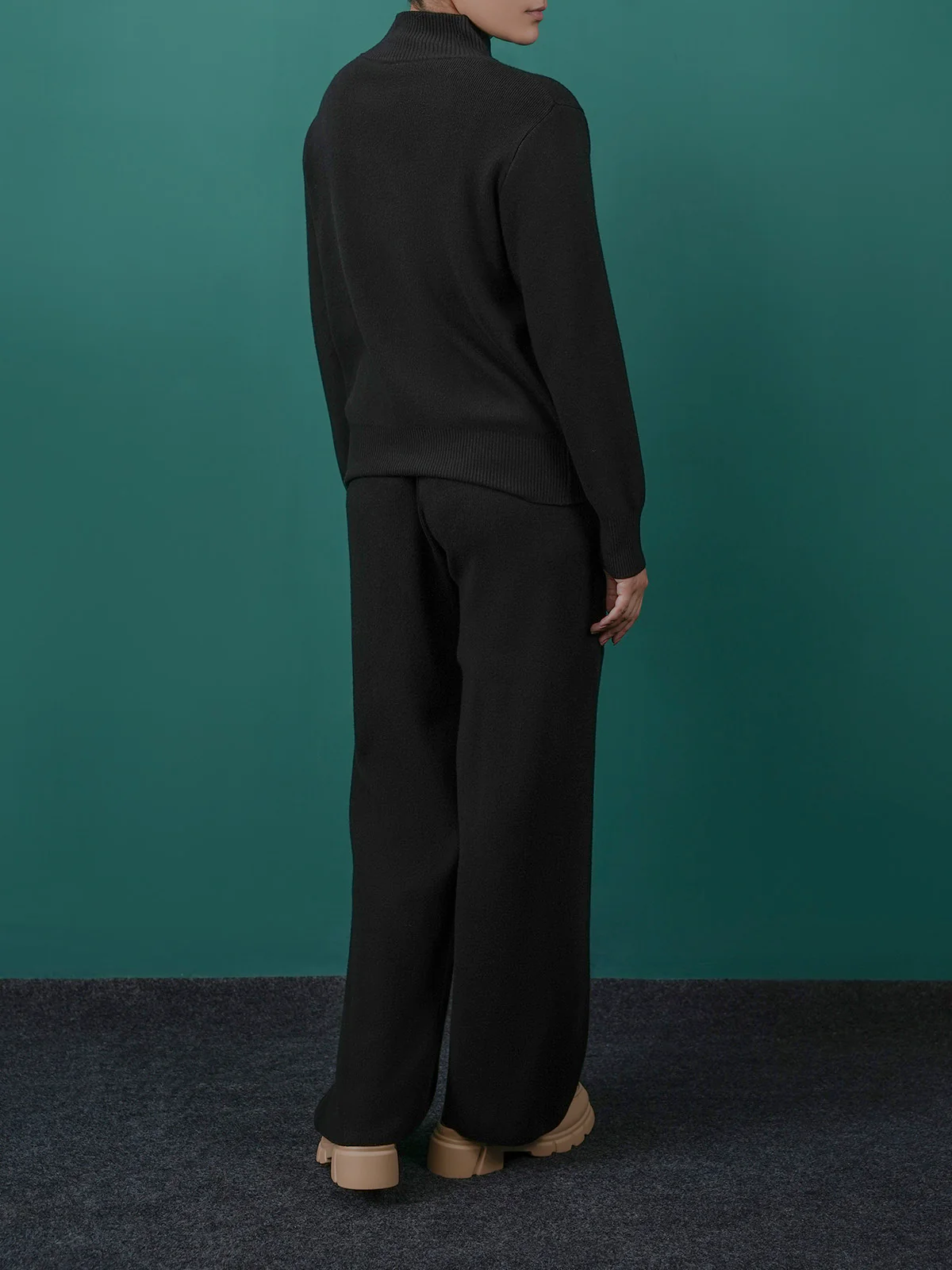 "NICHOLS" Super Cozy Regular Fit Co-Ord Set - Image 5