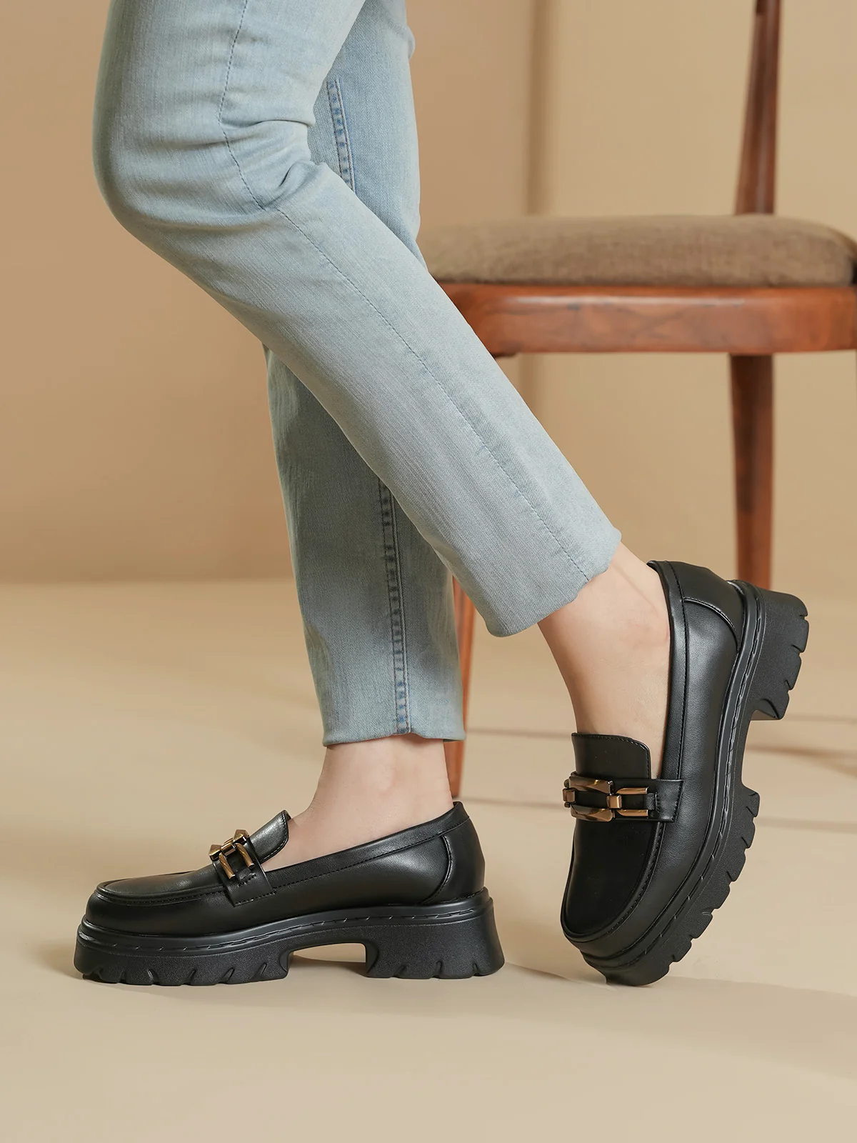 Women "AIDEN" Stylish Comfort Loafers - Image 11