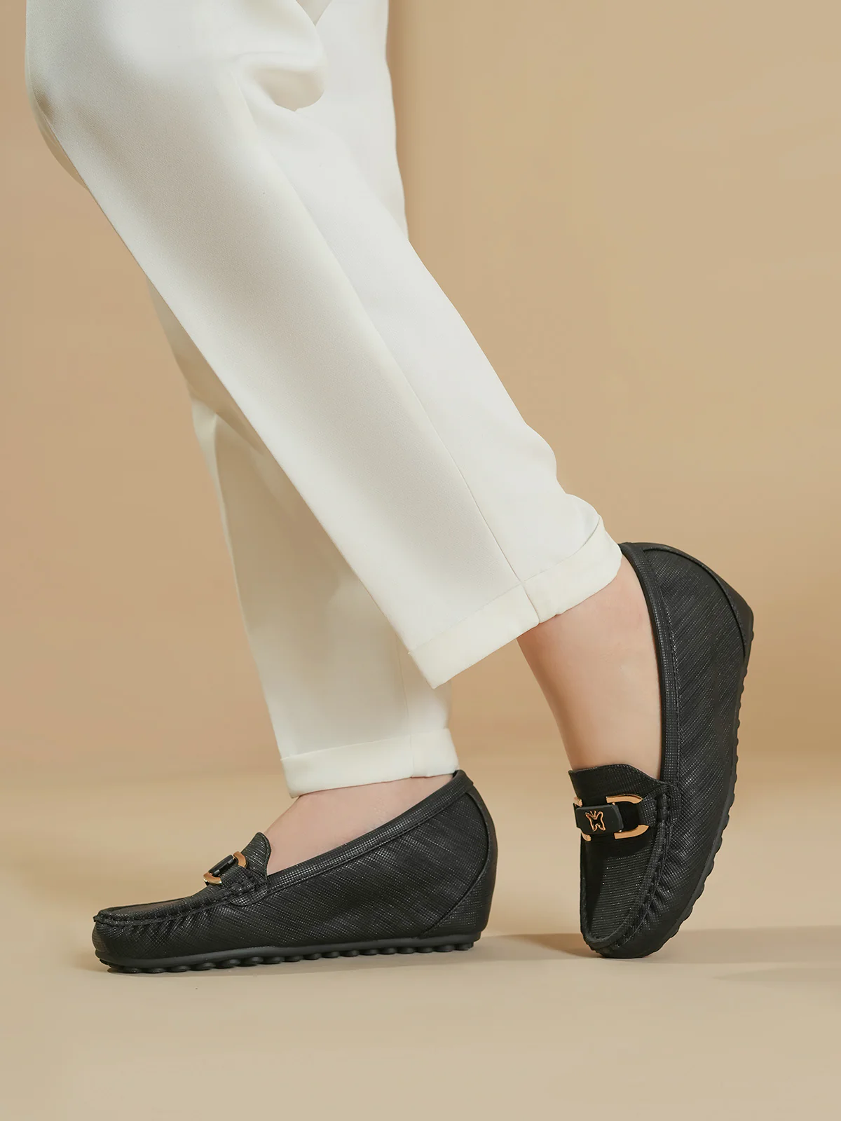 Women "ALDRICH" Soft Slip On Moccasins - Image 10
