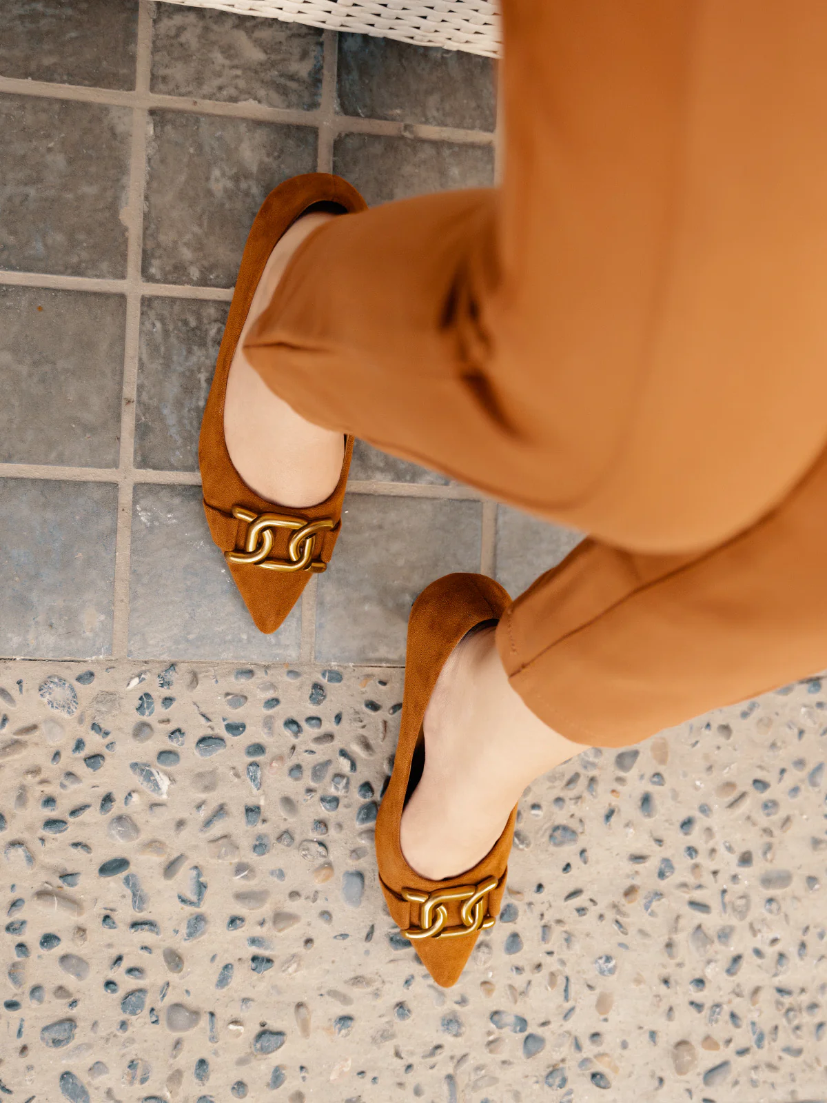 Women "ALIYUS" Elegance Courts Shoes - Image 3