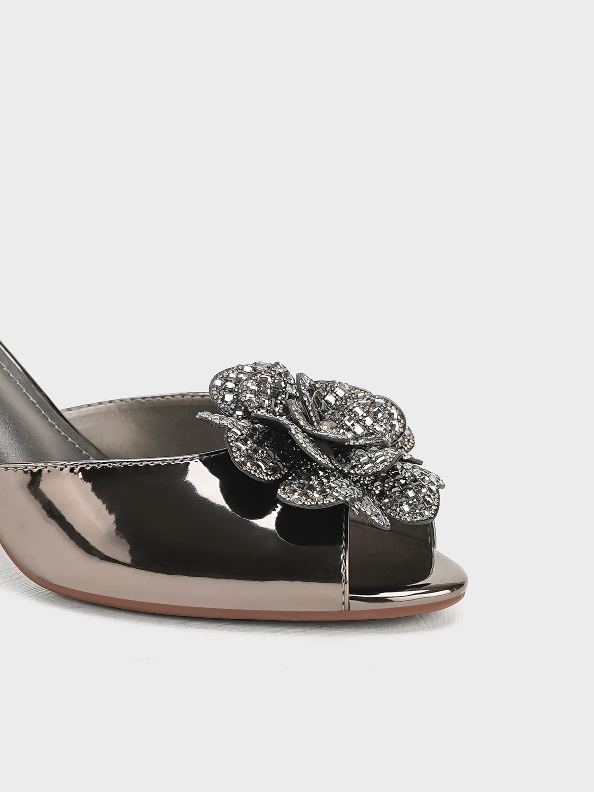 Women "ALOHA" Charm Fancy Heel Sandals - Image 7