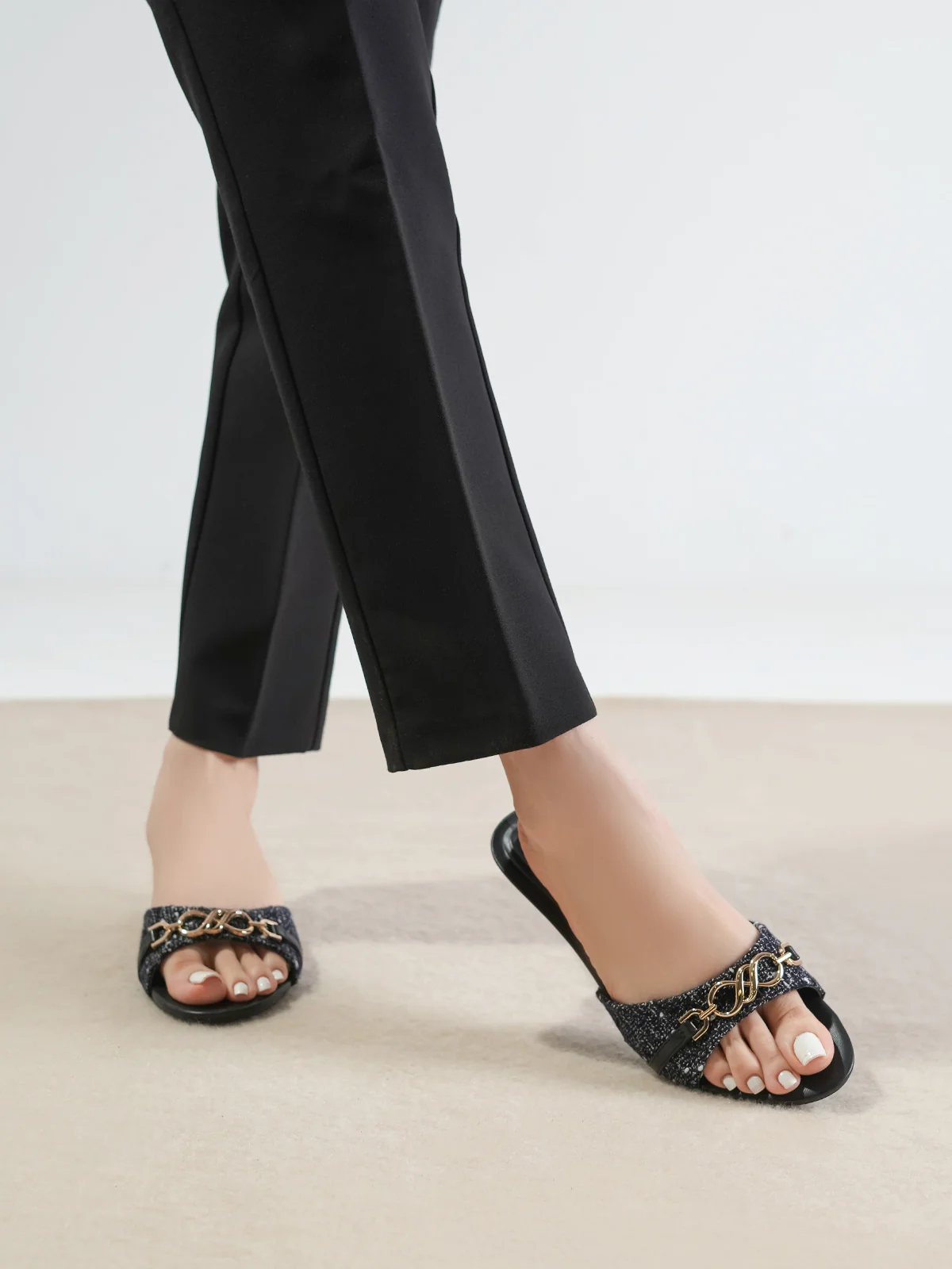 Women" AVRAM" Stylish Slip-On Sandals - Image 10