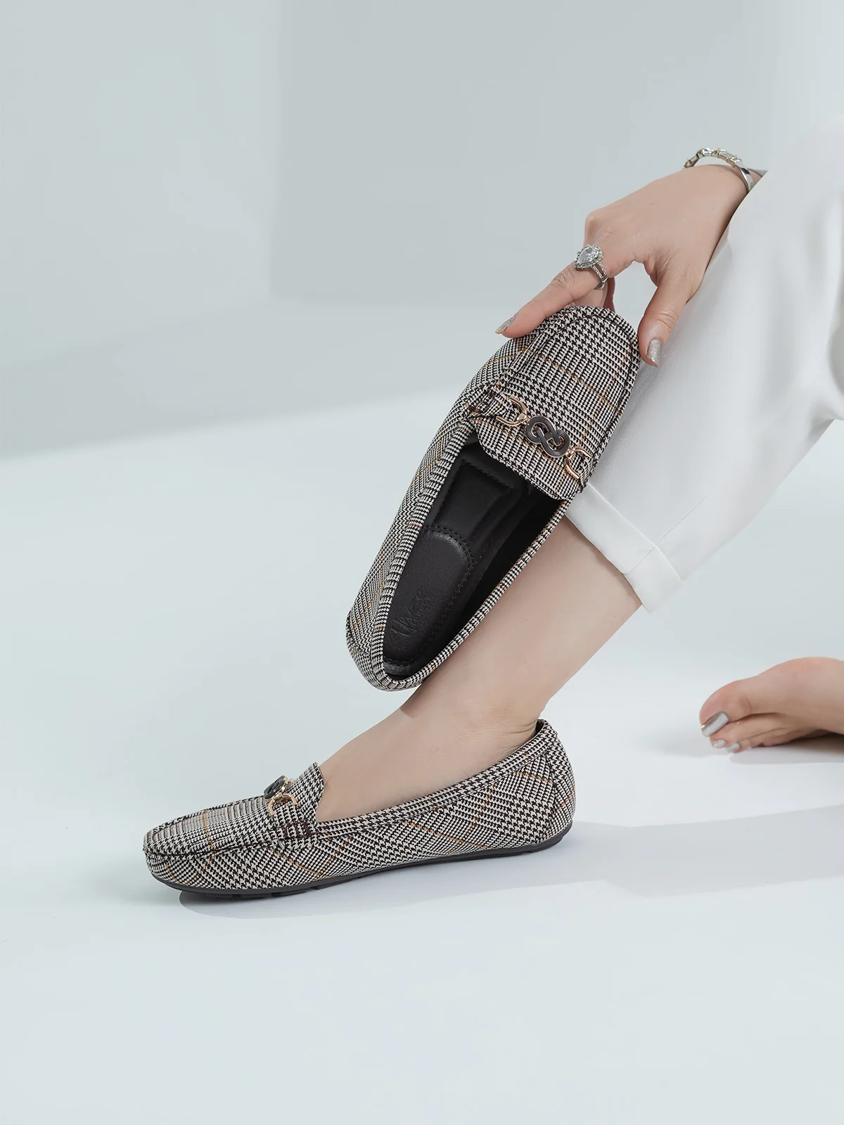 Women "BREVYN" Semi Formal Moccasins - Image 6