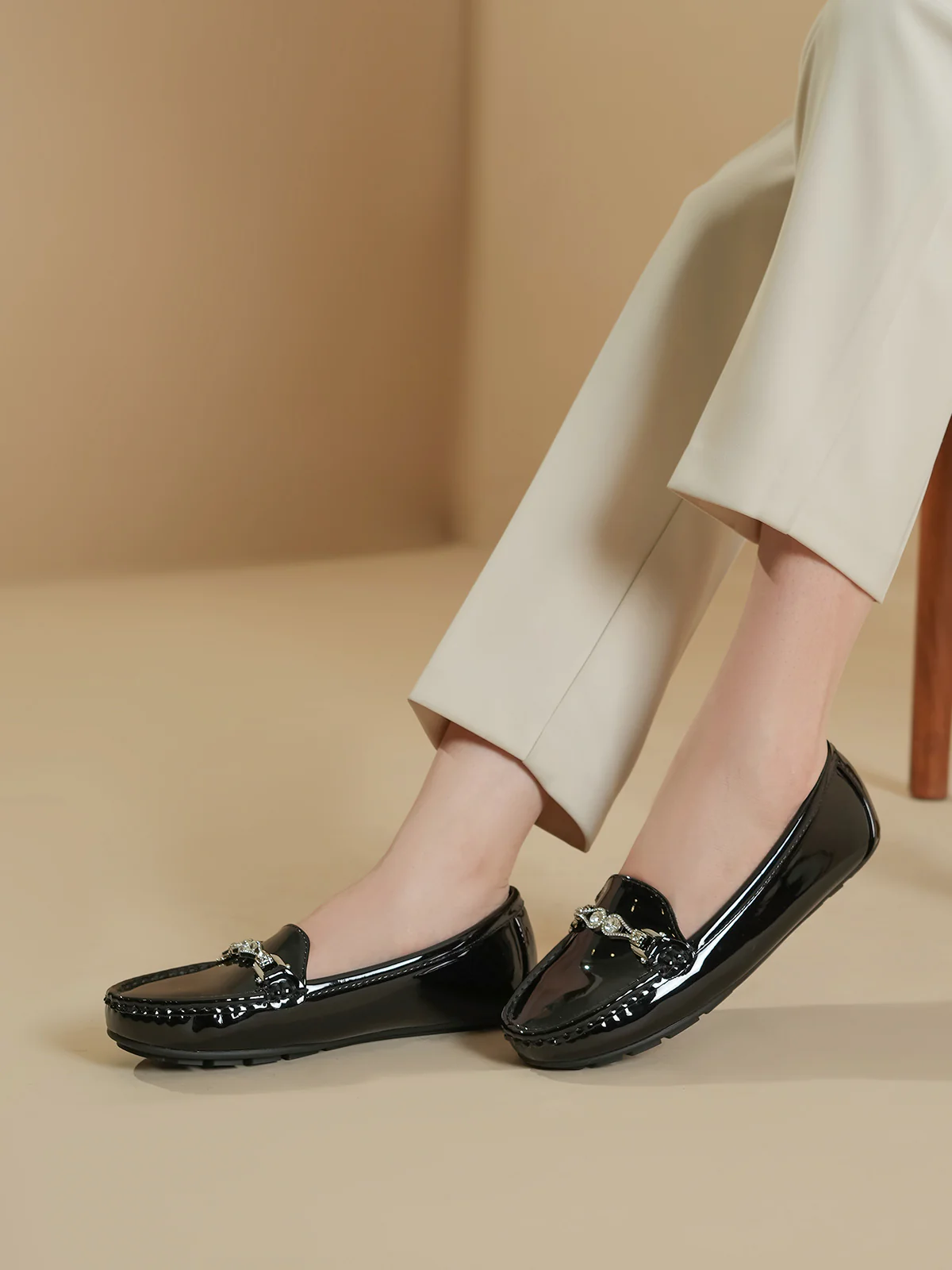 Women "CASIMIR" Flexible Slip On Moccasins - Image 9