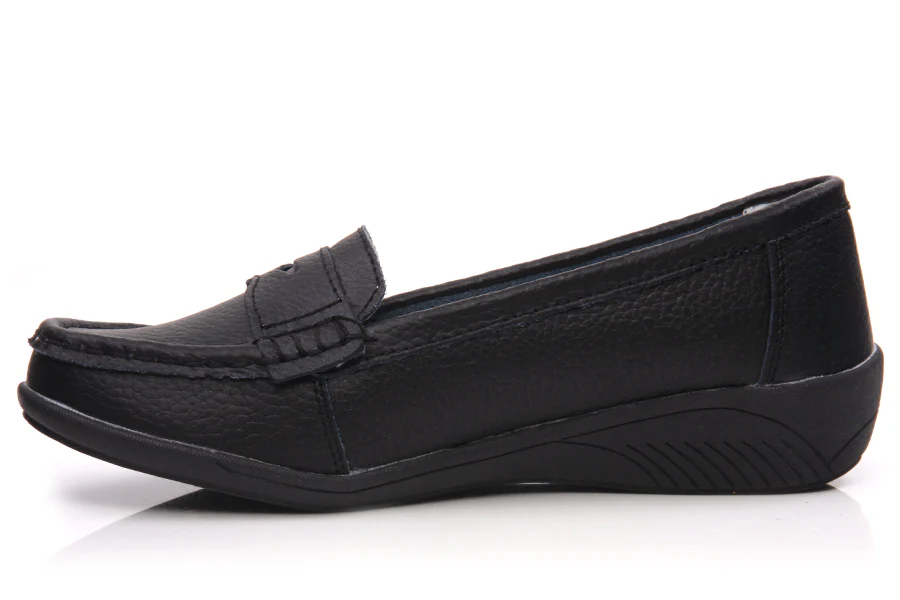 Women Classic Casual Loafer Shoe - Image 3
