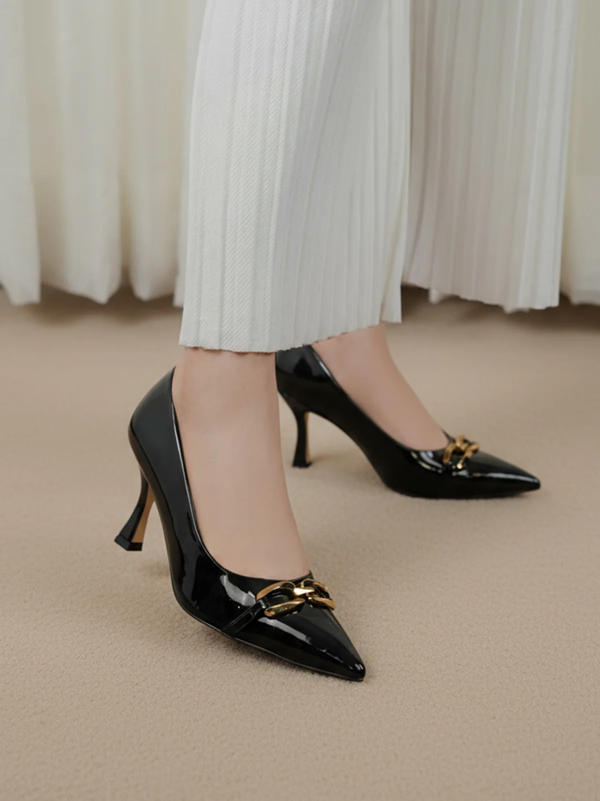 Women "CORRADO" Sleek Pointed Toe Court Shoes - Image 6