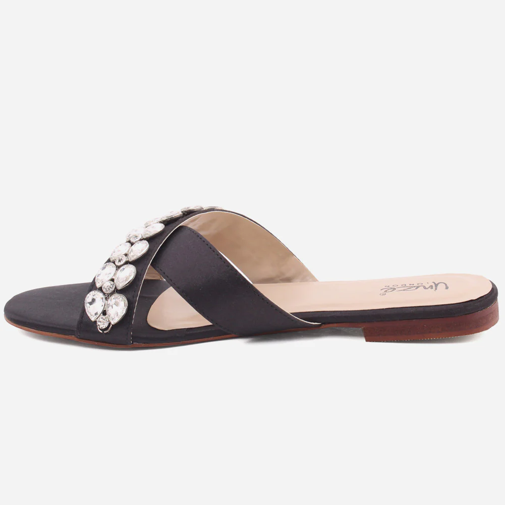Women "DIANA"Casaual Diamantes Slippers - Image 3