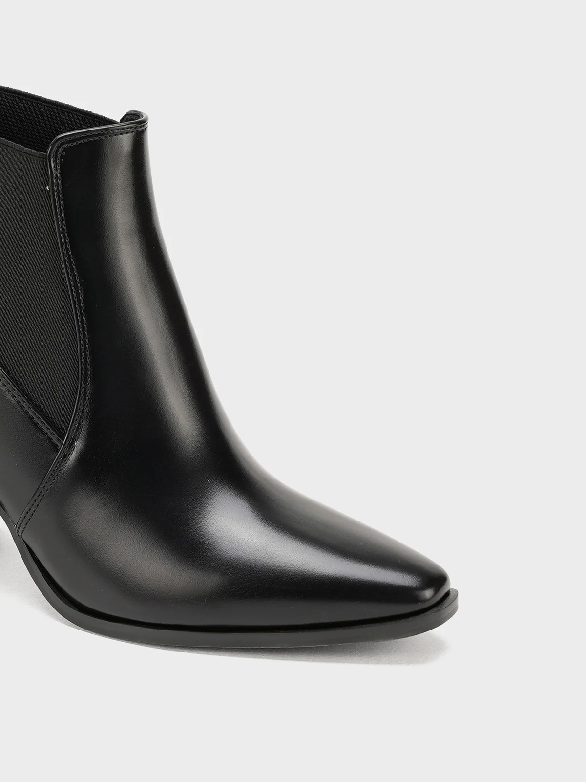 Women "ERCWLFF" Pointed Toe Boots - Image 7