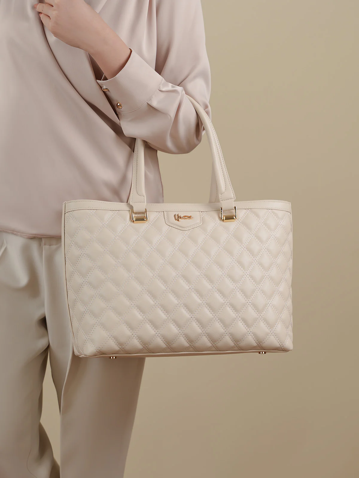 Women "EVERILD" Easy to Carry Tote Bag