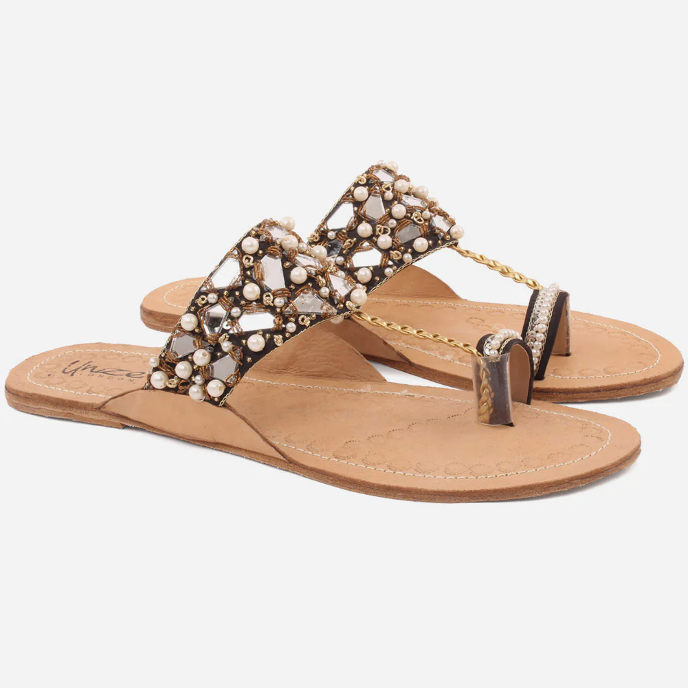 Women "EZRA" Colorful Kolhapuri Slippers - Image 2