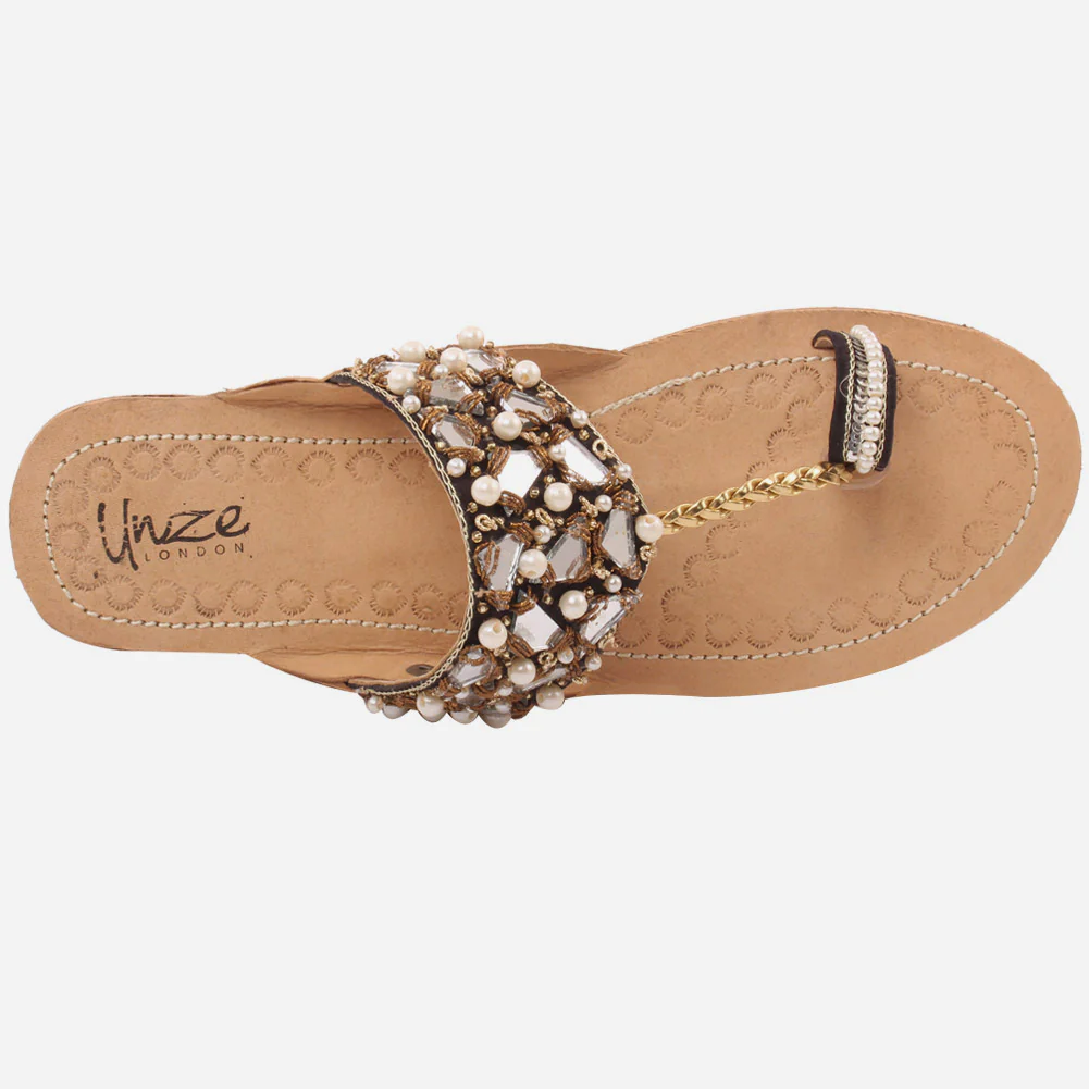 Women "EZRA" Colorful Kolhapuri Slippers - Image 4