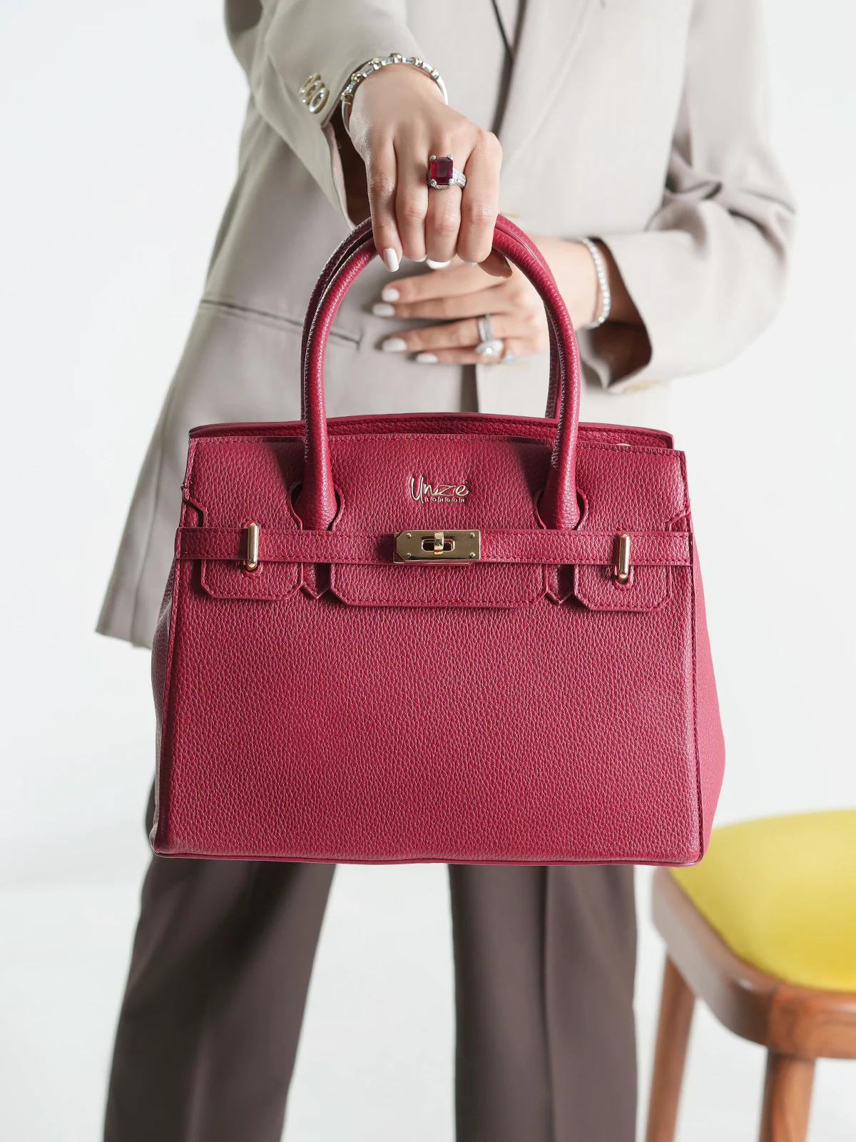 Women "FORBES" Unique Handbag - Image 9