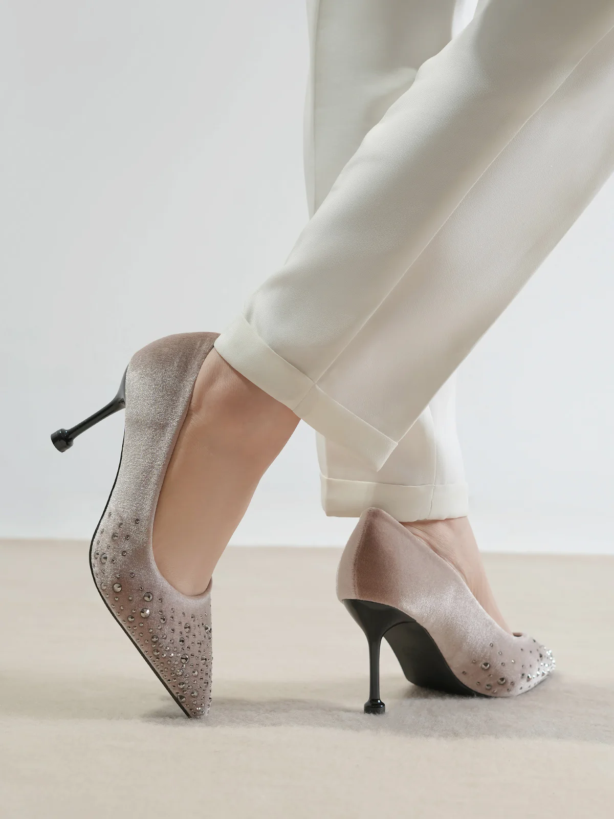 Women "GUSTAV" Elegant Fancy Court Shoes - Image 8