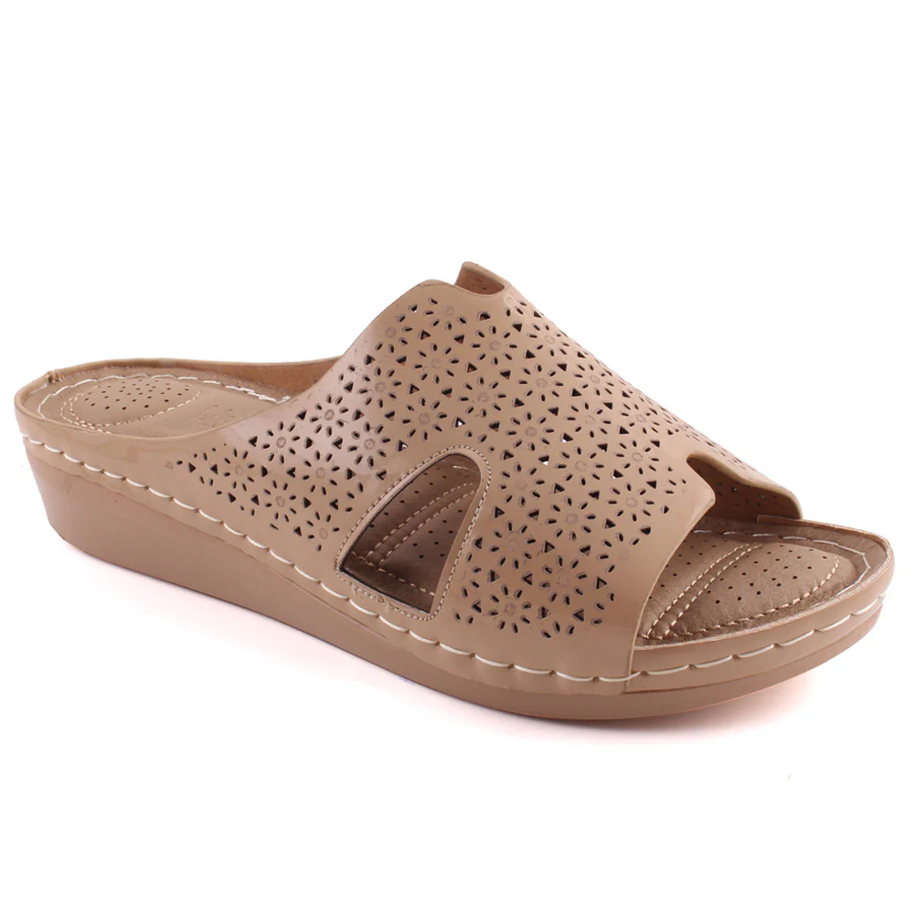 Women “HAYLEE” Open Toe Textured Comfort Wedge Slippers