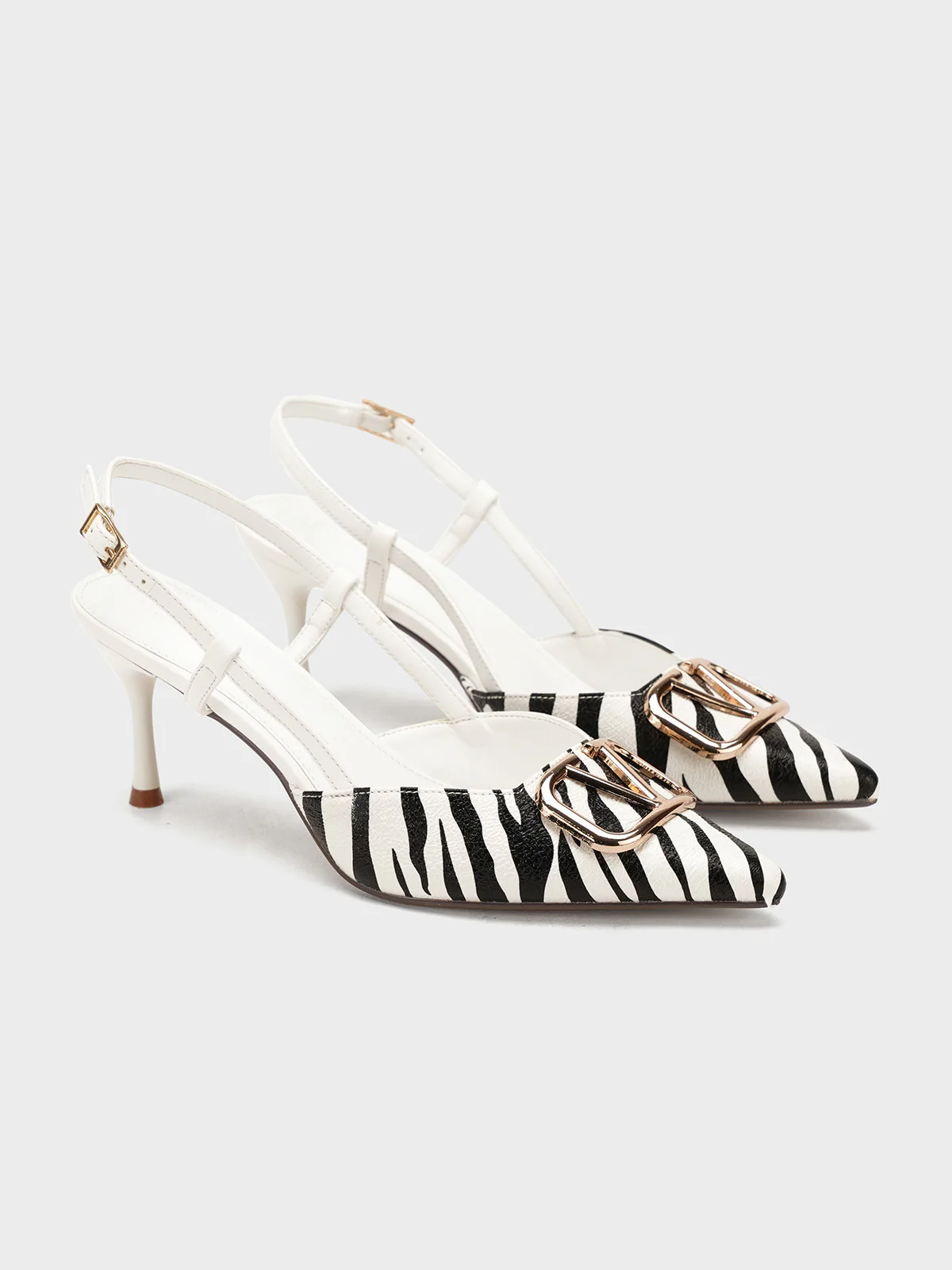 Women "HILLARY" Pointed Toe Buckle Sandals - Image 4
