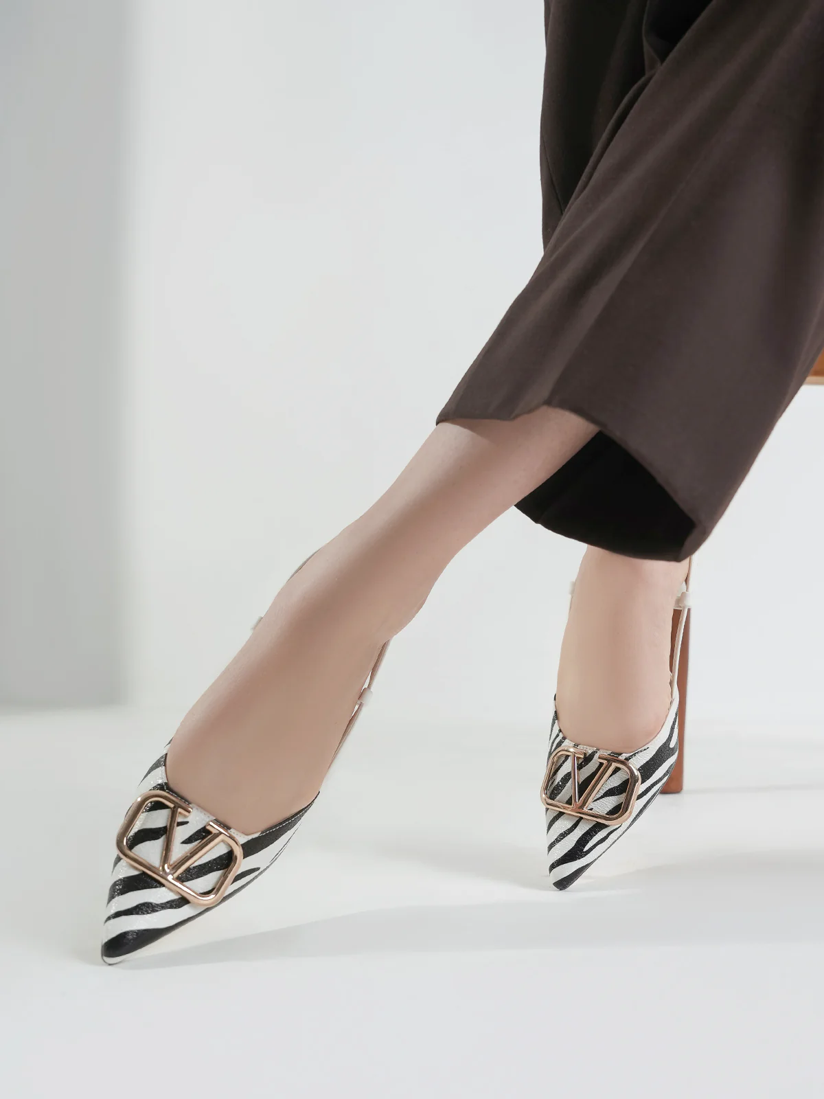 Women "HILLARY" Pointed Toe Buckle Sandals - Image 6