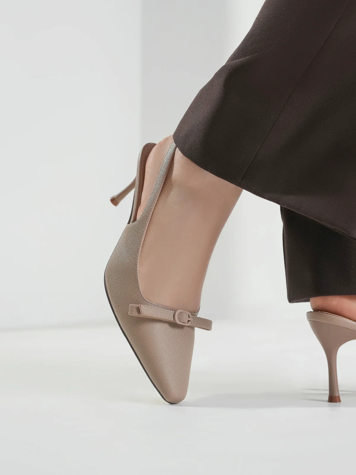 Women "HUBERT" Slingback Strap Sandals - Image 10