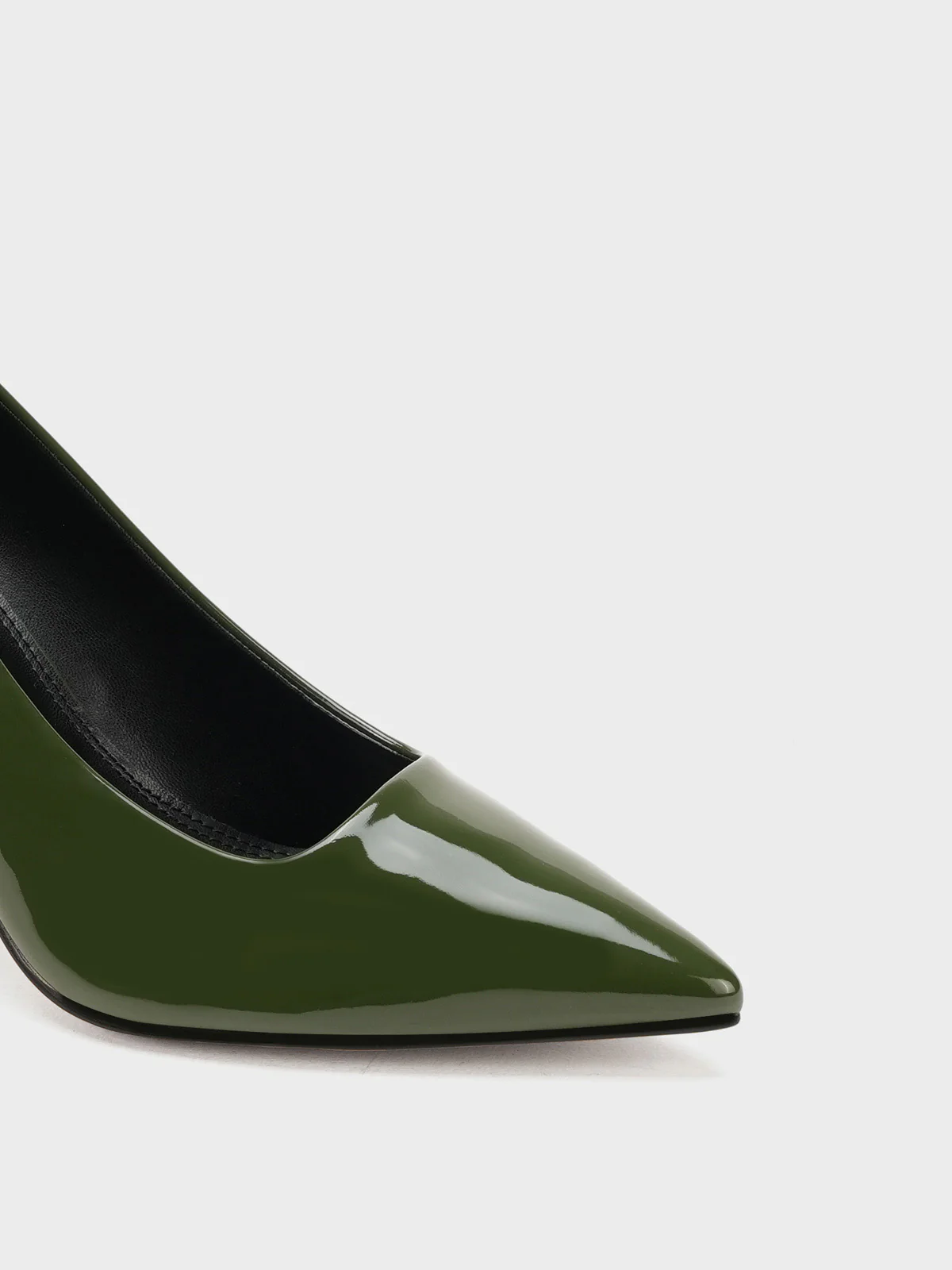 Women "IGRAINE" Slip-On Style Court Shoes - Image 4