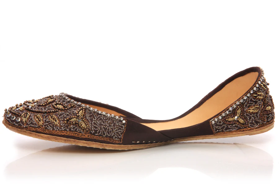 Women Indian Slippers (khussa) - Image 3
