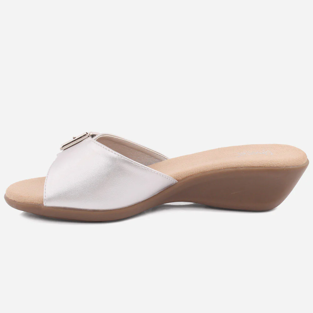 Women "IZABEL" Fabulous High Quality Rubber Sole Slipper - Image 3